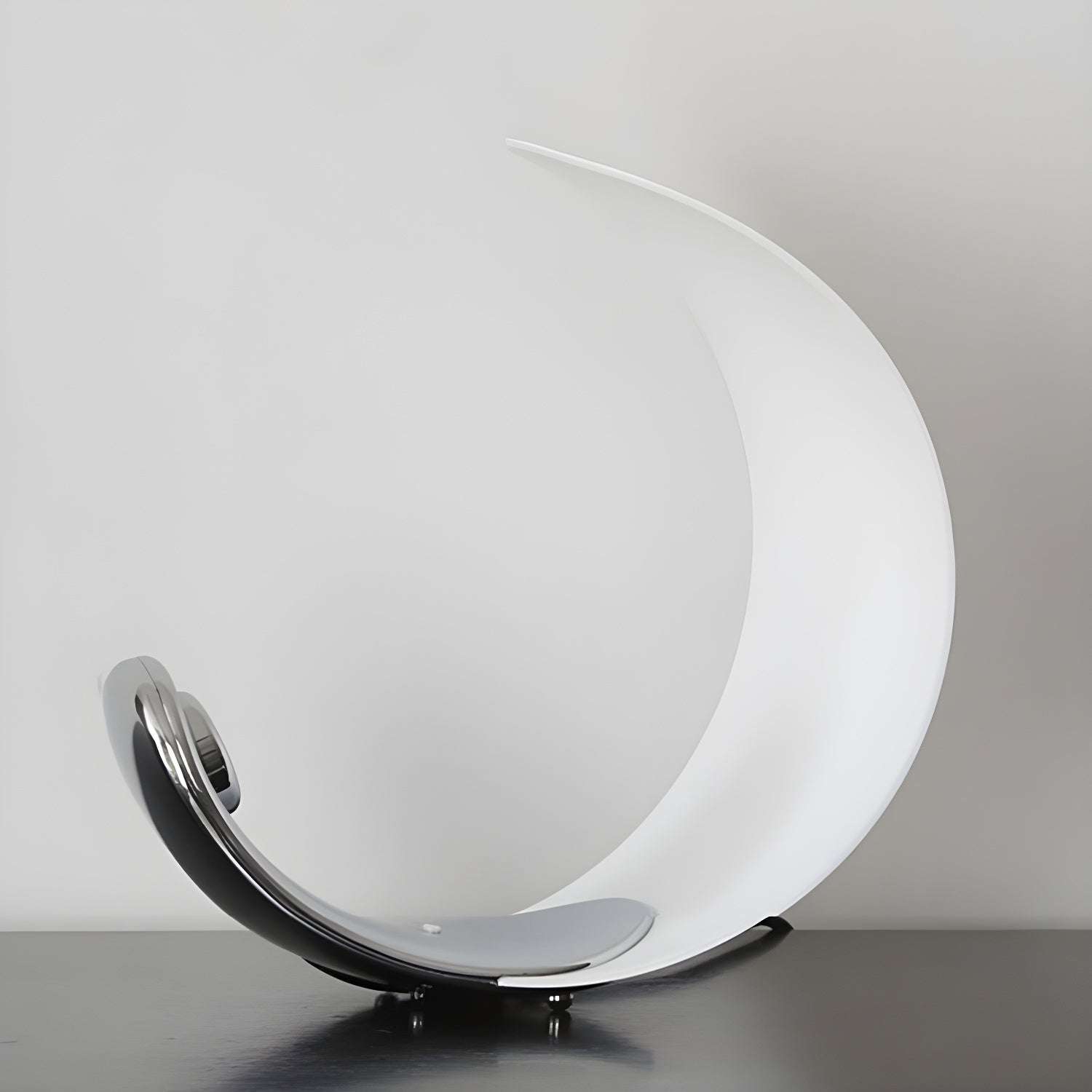 Lunora Elegant Flow Table Lamp-Neutral Decor