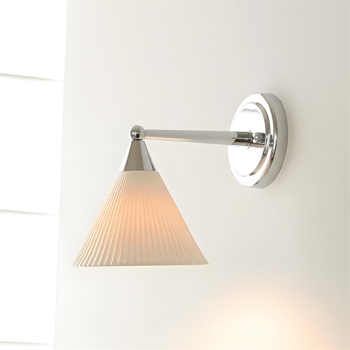 Lyla Wall Lamp