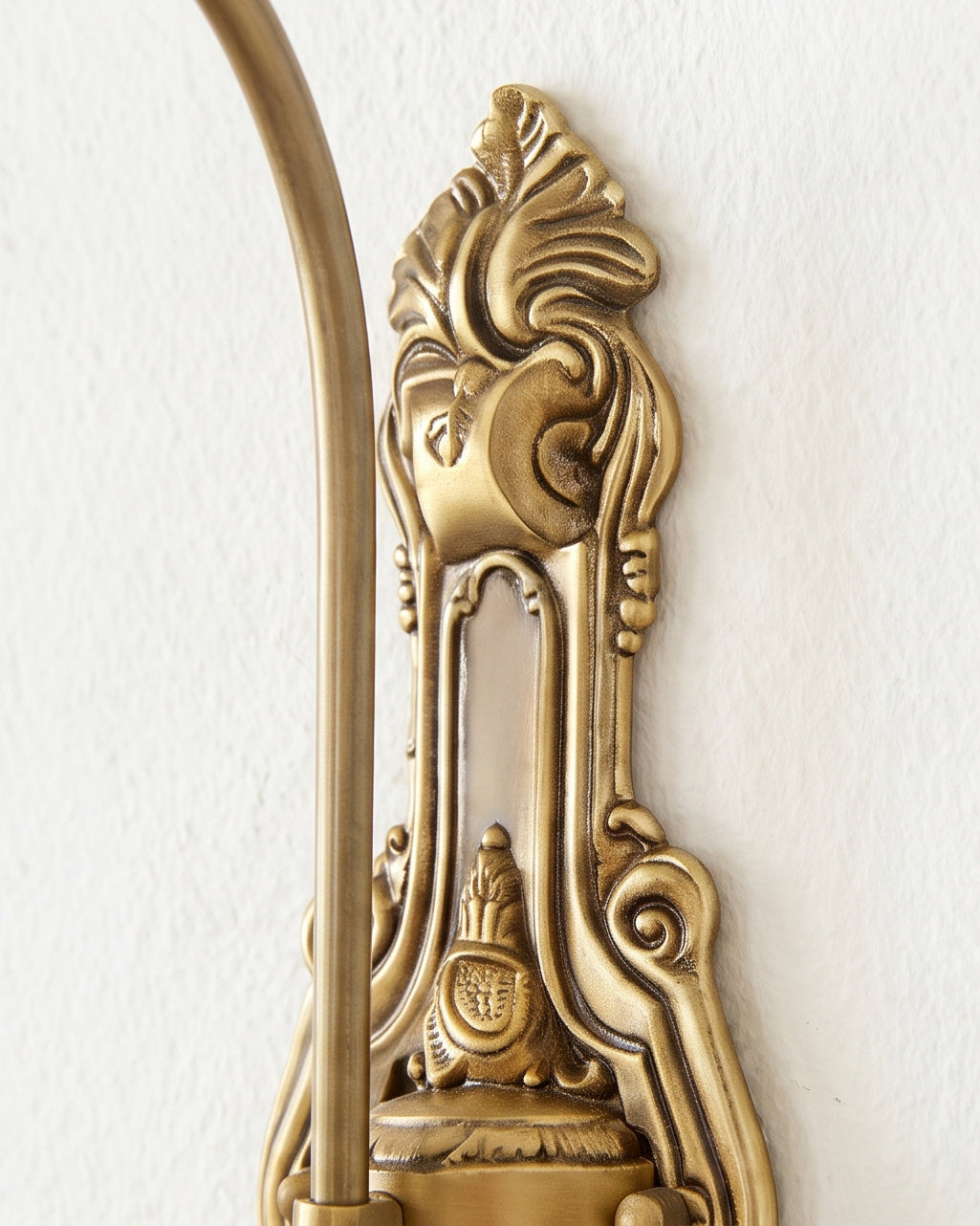Albelette Alabaster Wall Sconce