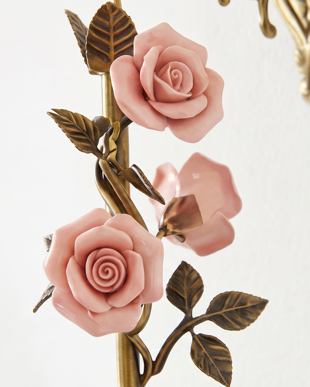 Albelette Alabaster Wall Sconce