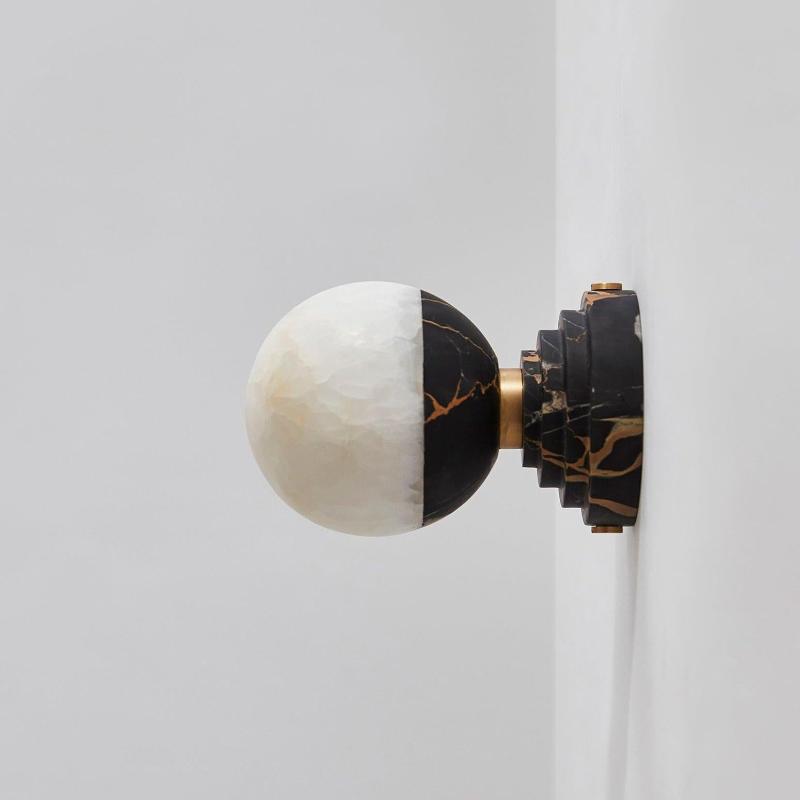 Nythee Wall Lamp