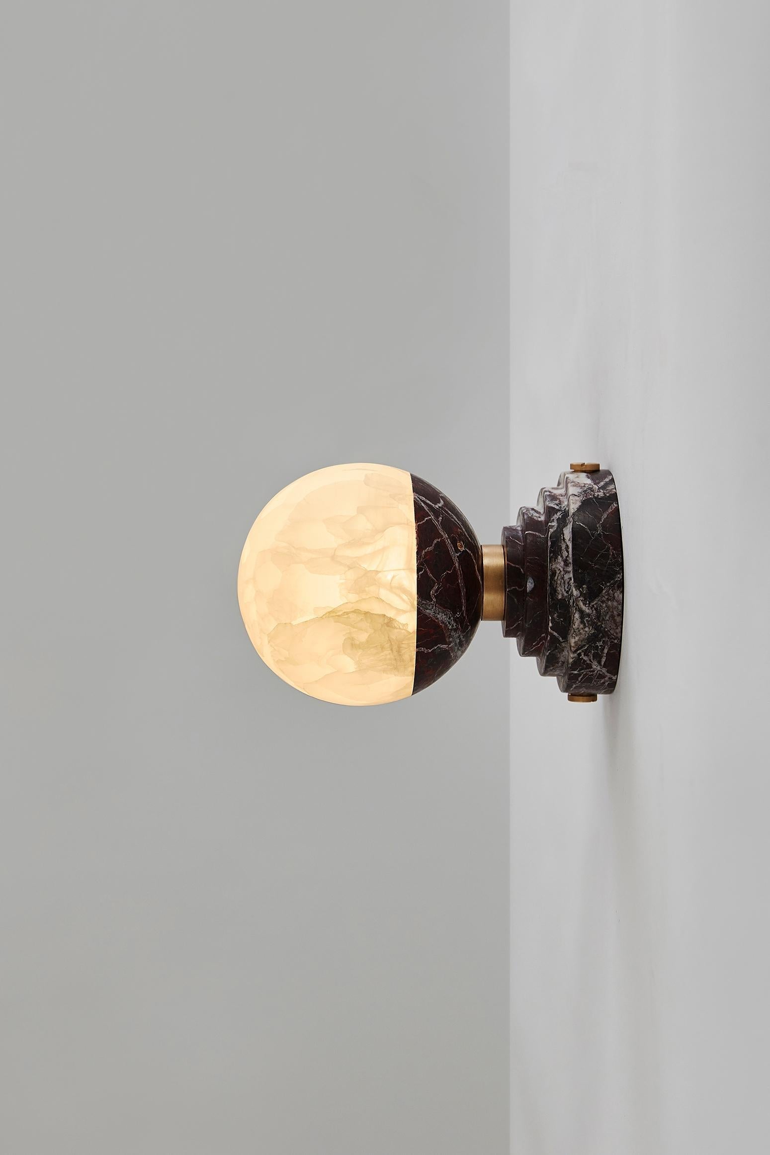 Nythee Wall Lamp