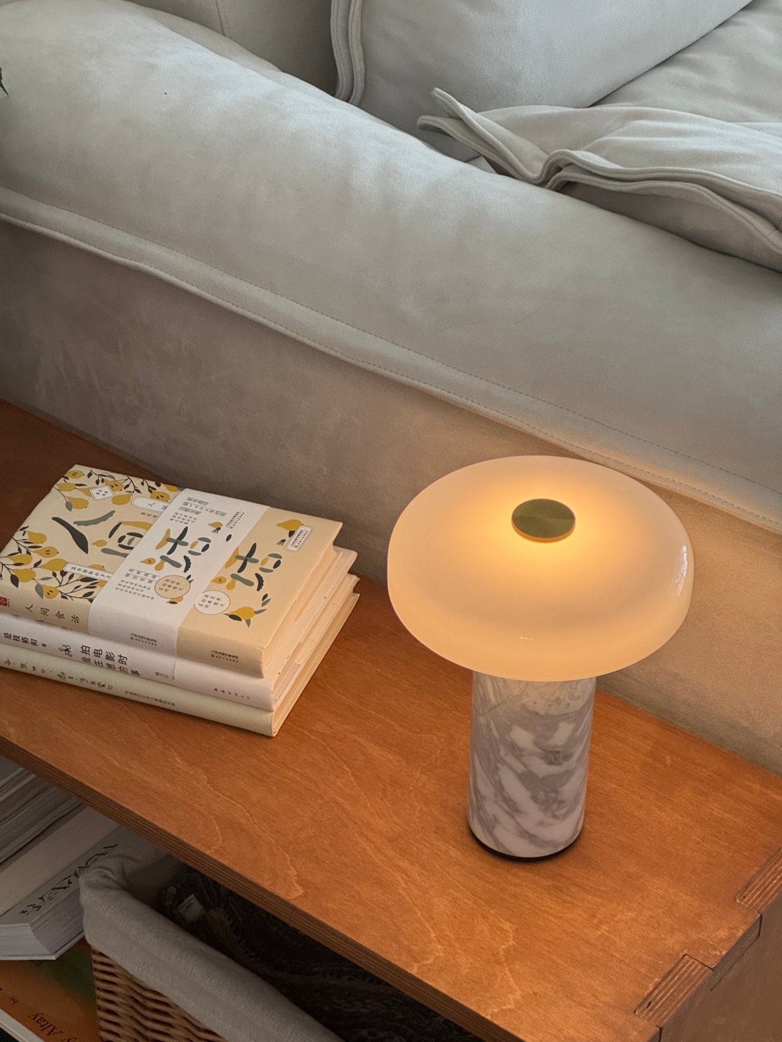Ryvek Modern Marble Table Lamp-Neutral Decor