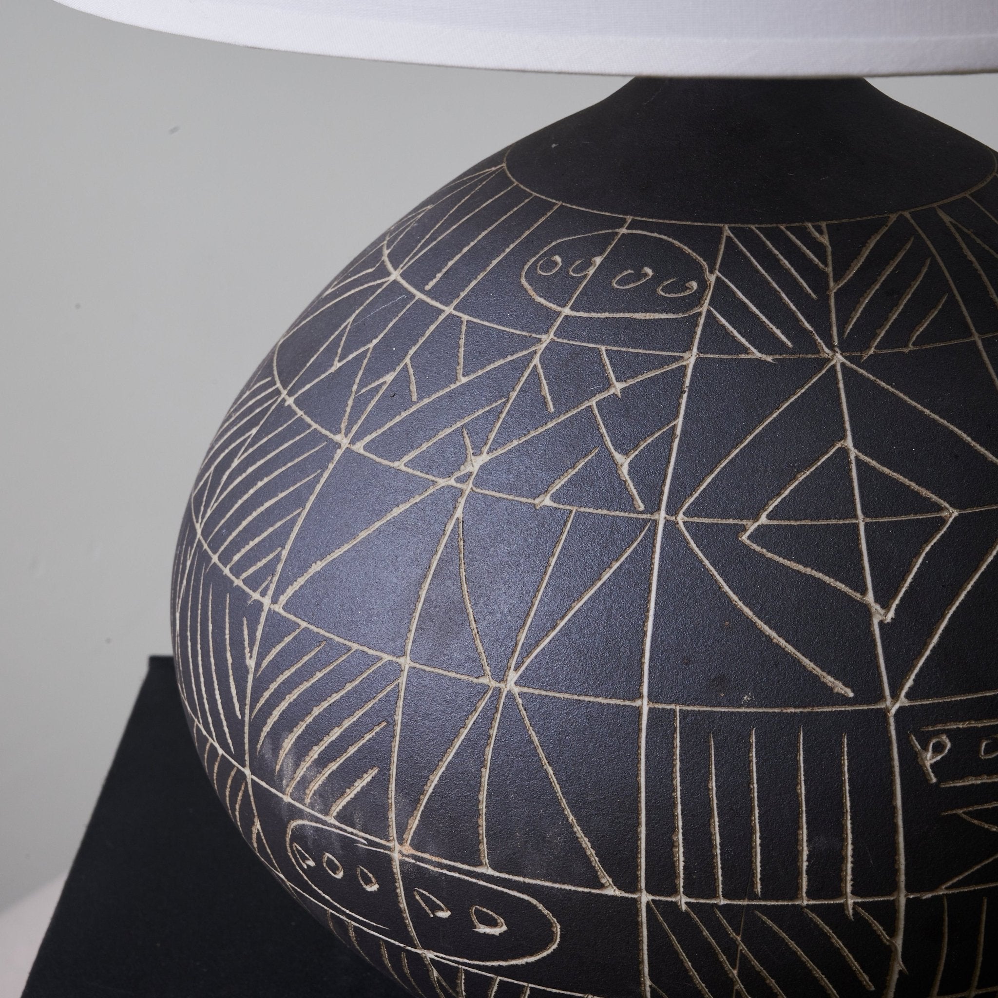 Alex Minimalist Table Lamp-Neutral Decor