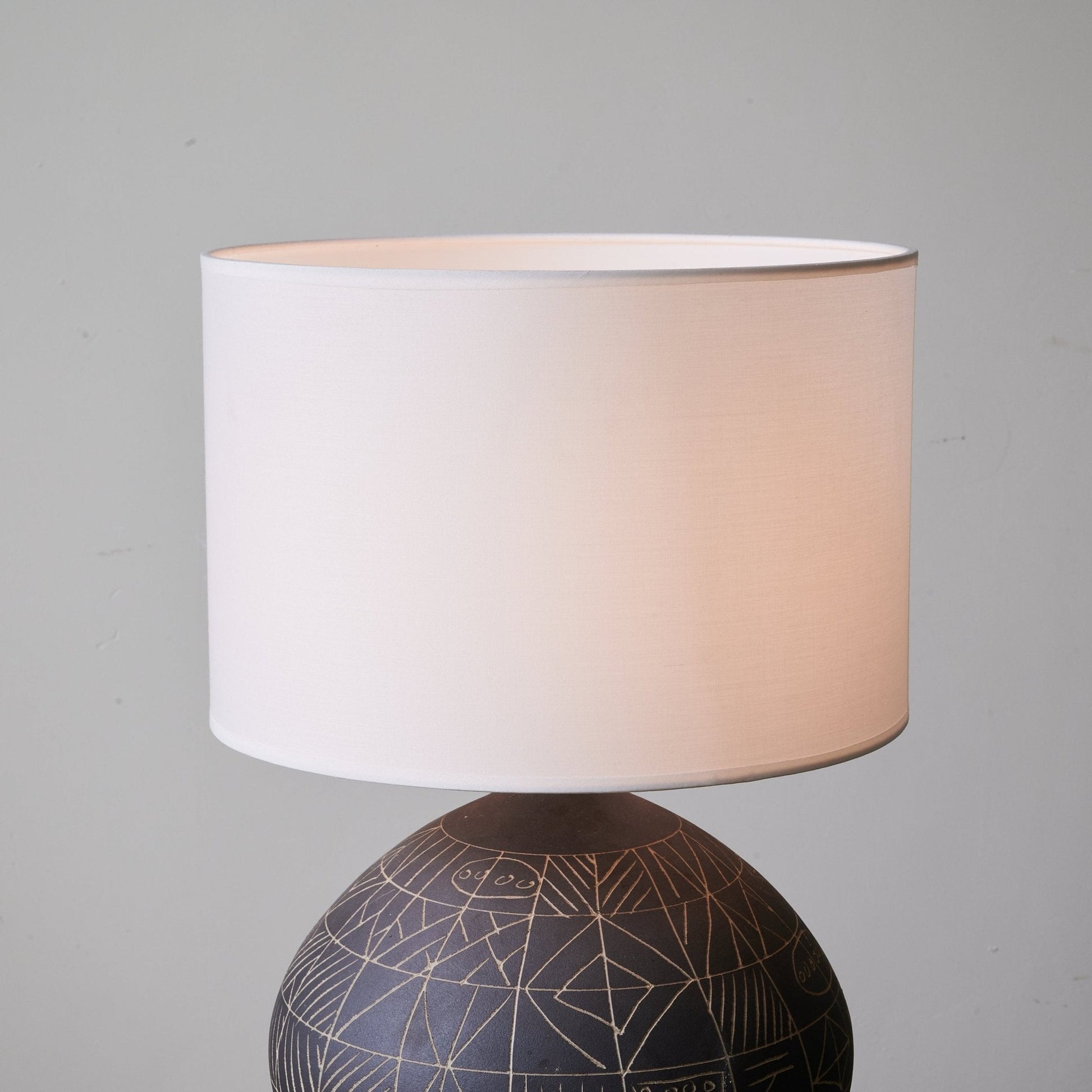 Alex Minimalist Table Lamp-Neutral Decor