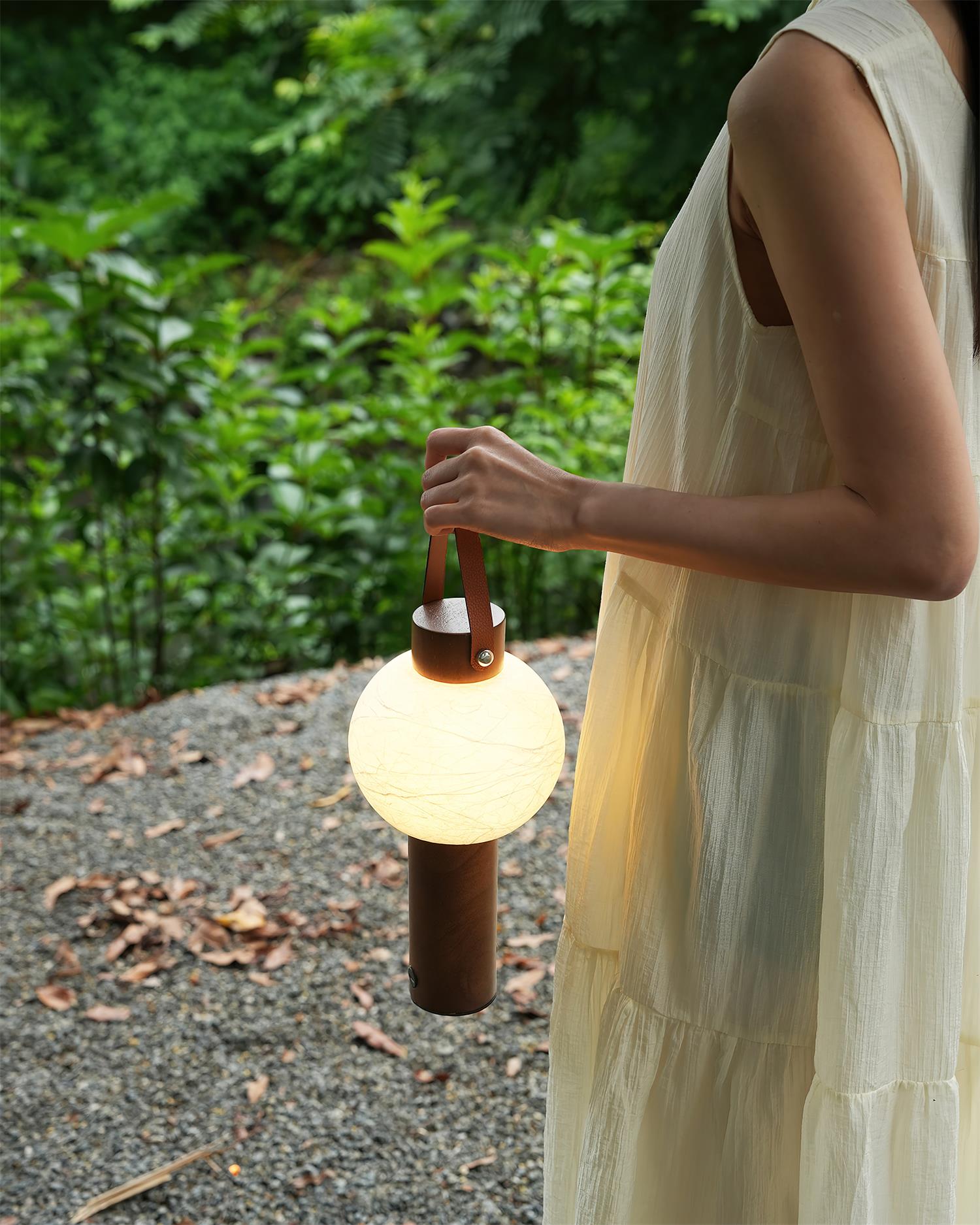 Atlas Table Lamp