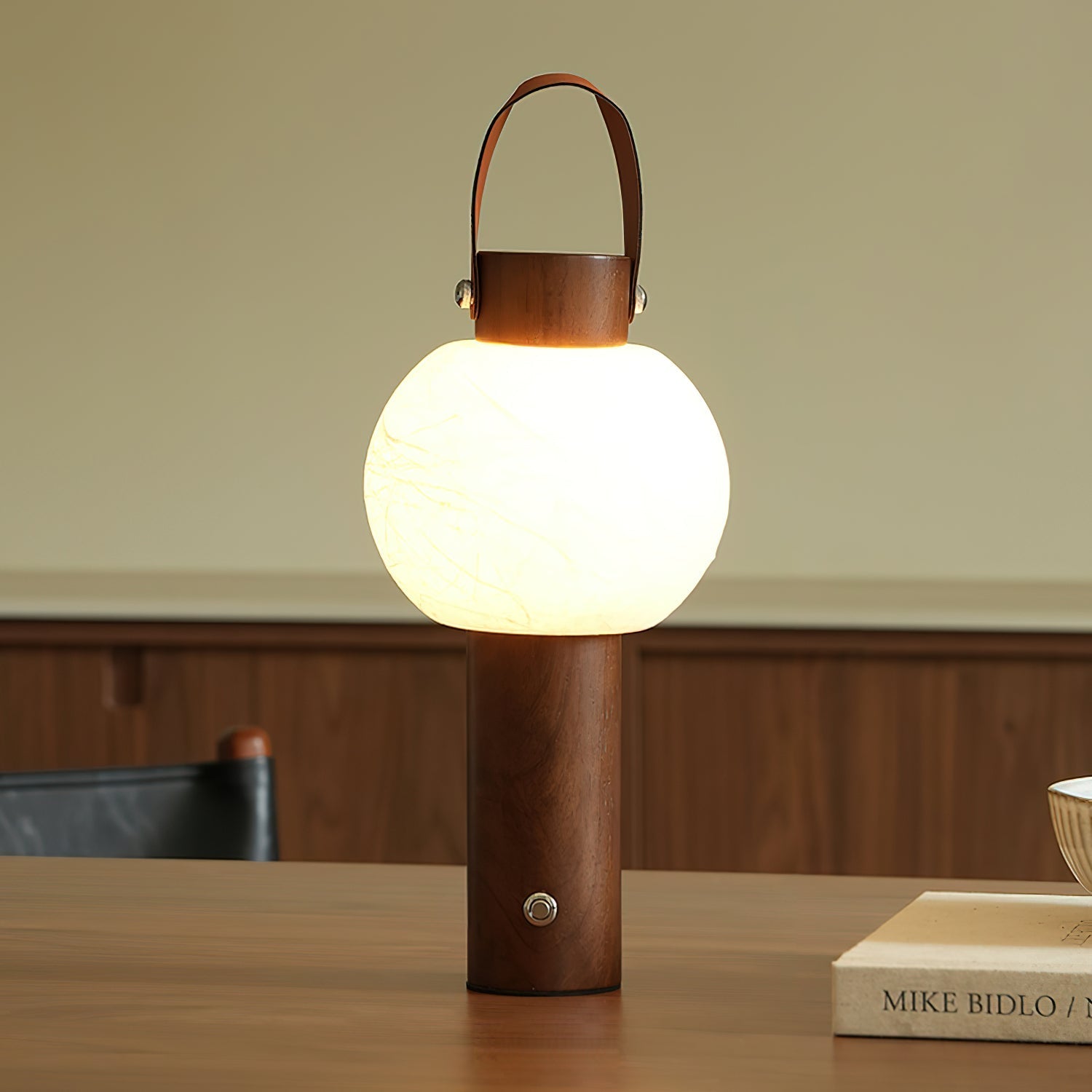 Atlas Table Lamp