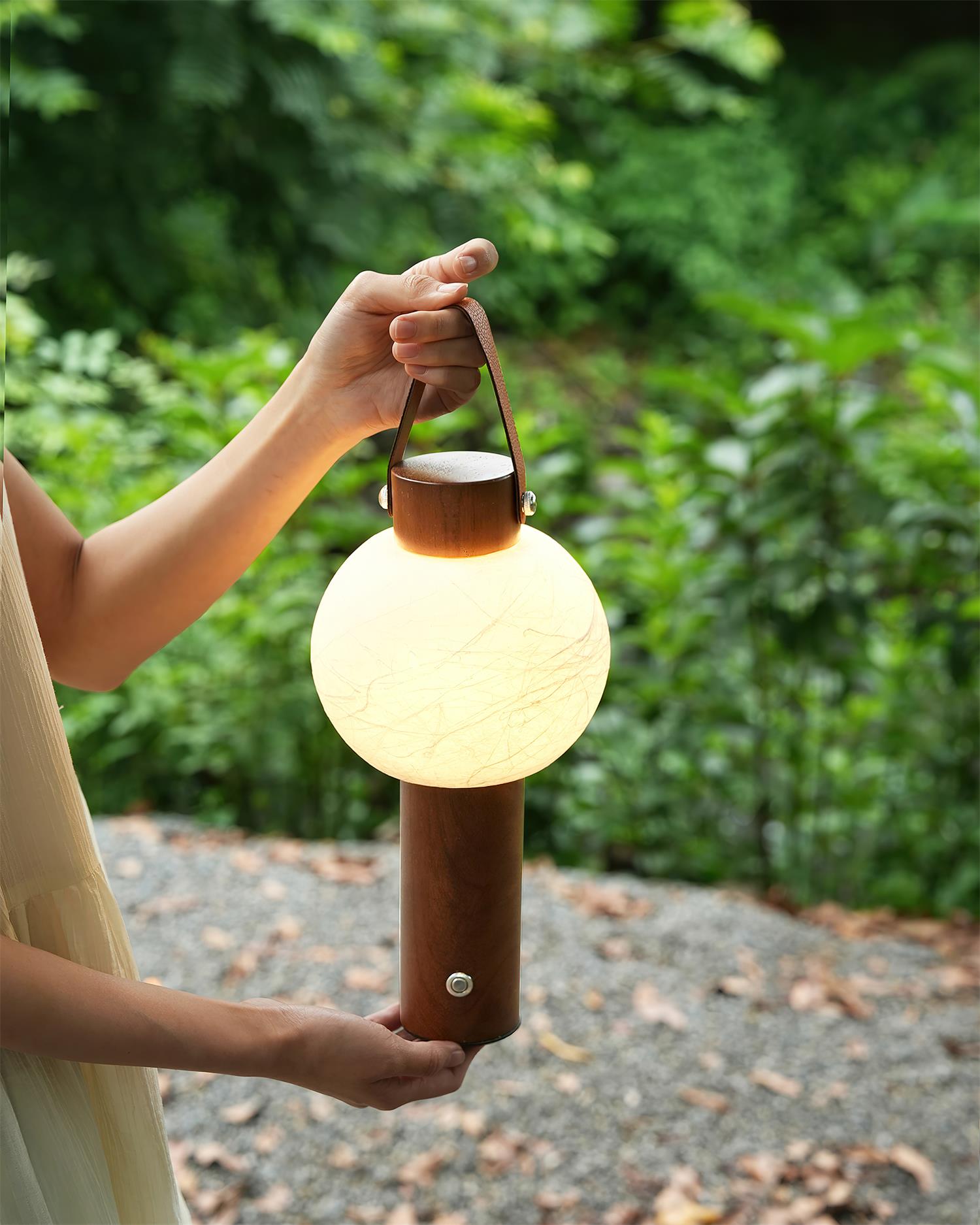 Atlas Table Lamp