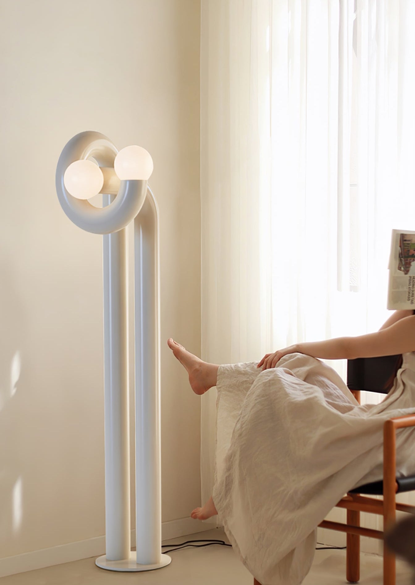 Arraeila Sculptural Floor Lamp-Neutral Decor