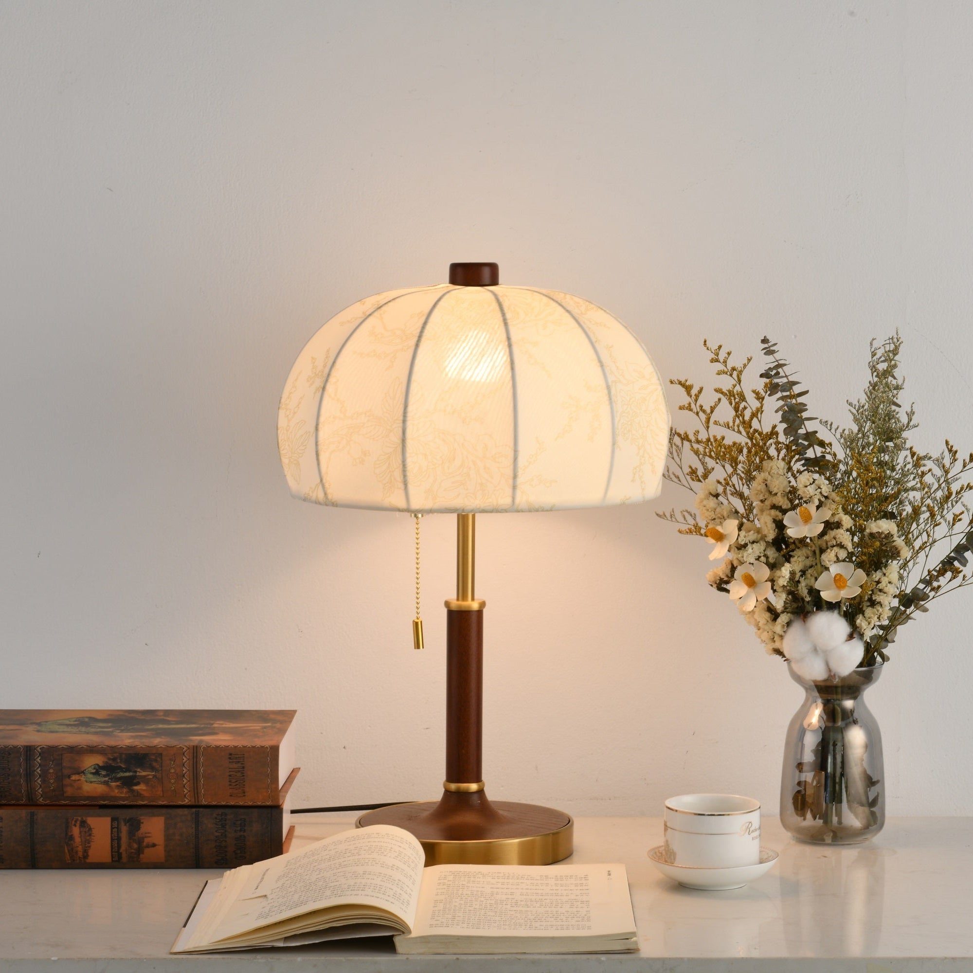 Hazel Vintage Table Lamp-Neutral Decor