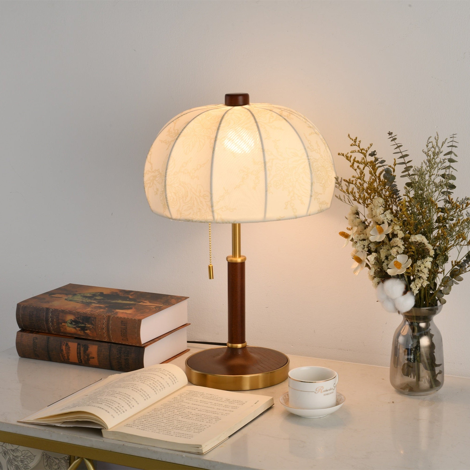 Hazel Vintage Table Lamp-Neutral Decor