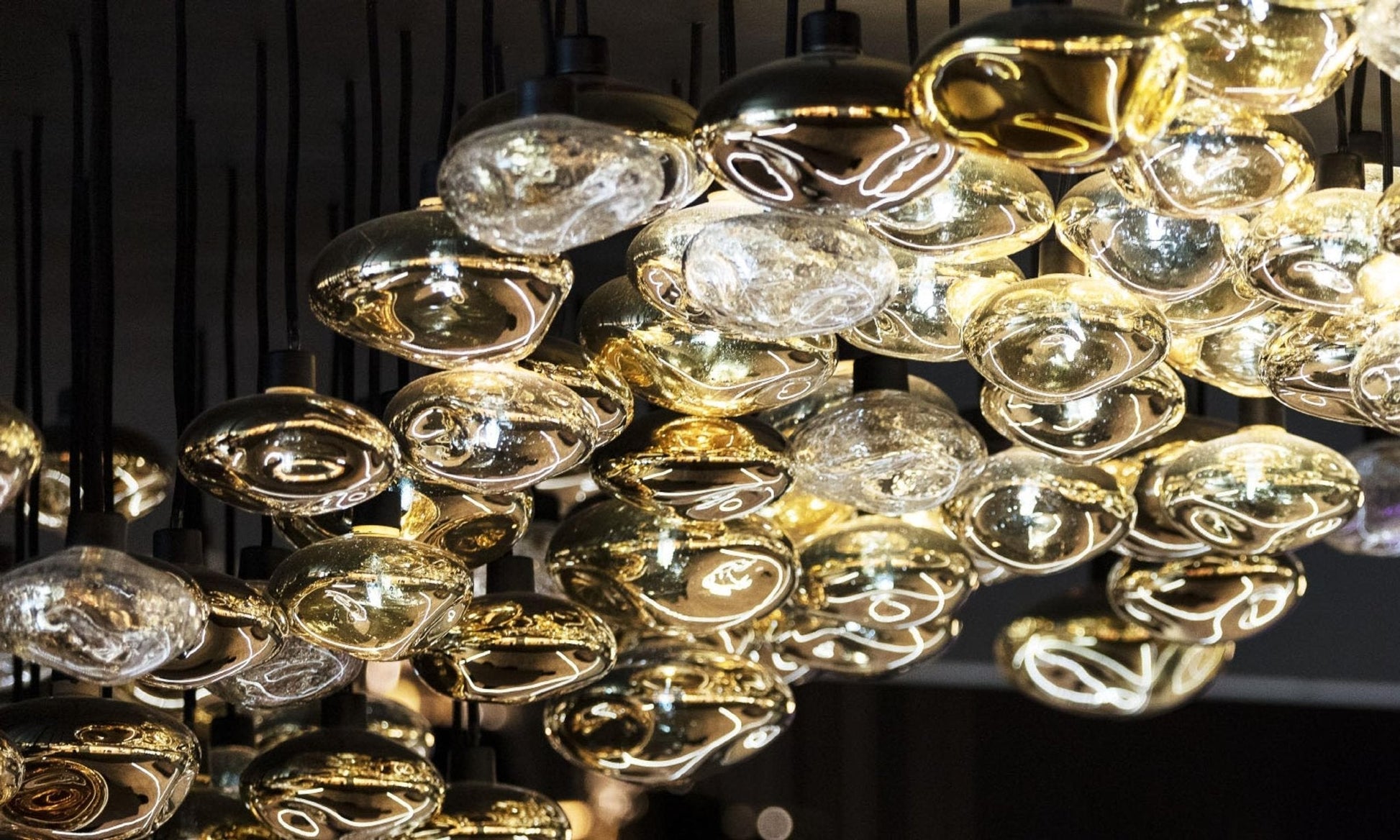 Elmarel Flowing Crystal Dining Chandelier-Neutral Decor