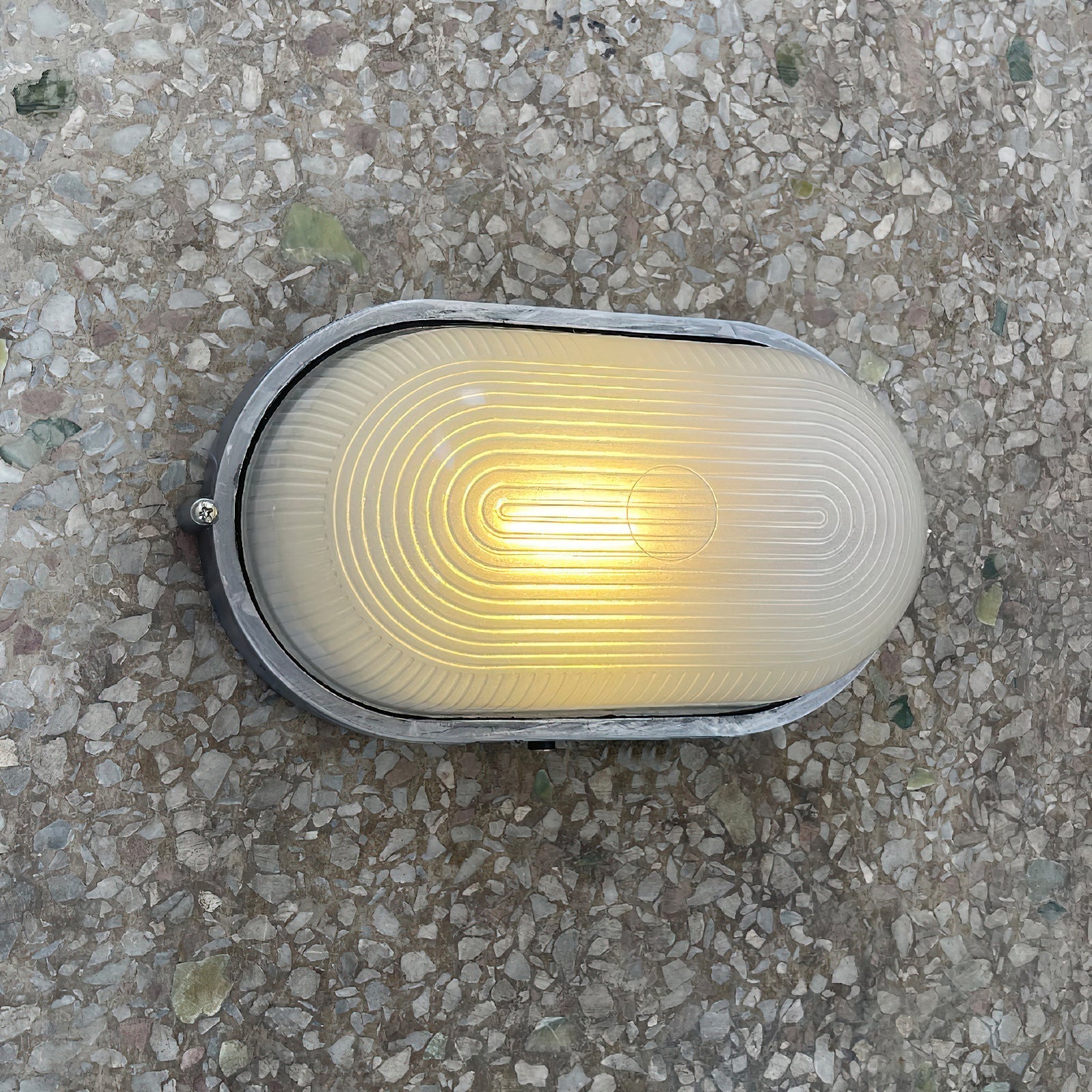 Oshaen Wall Lamp