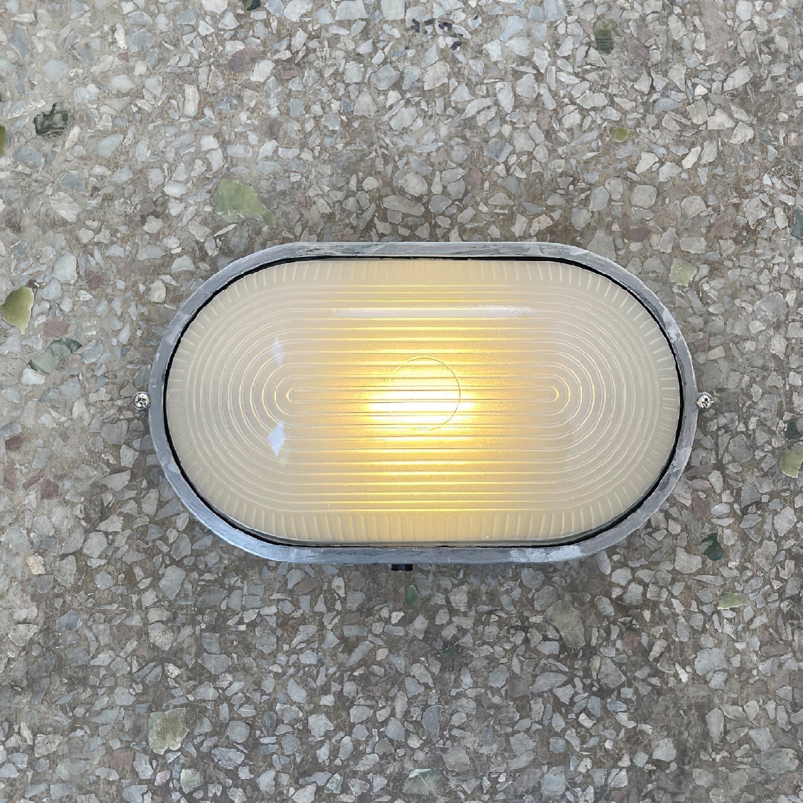 Oshaen Wall Lamp