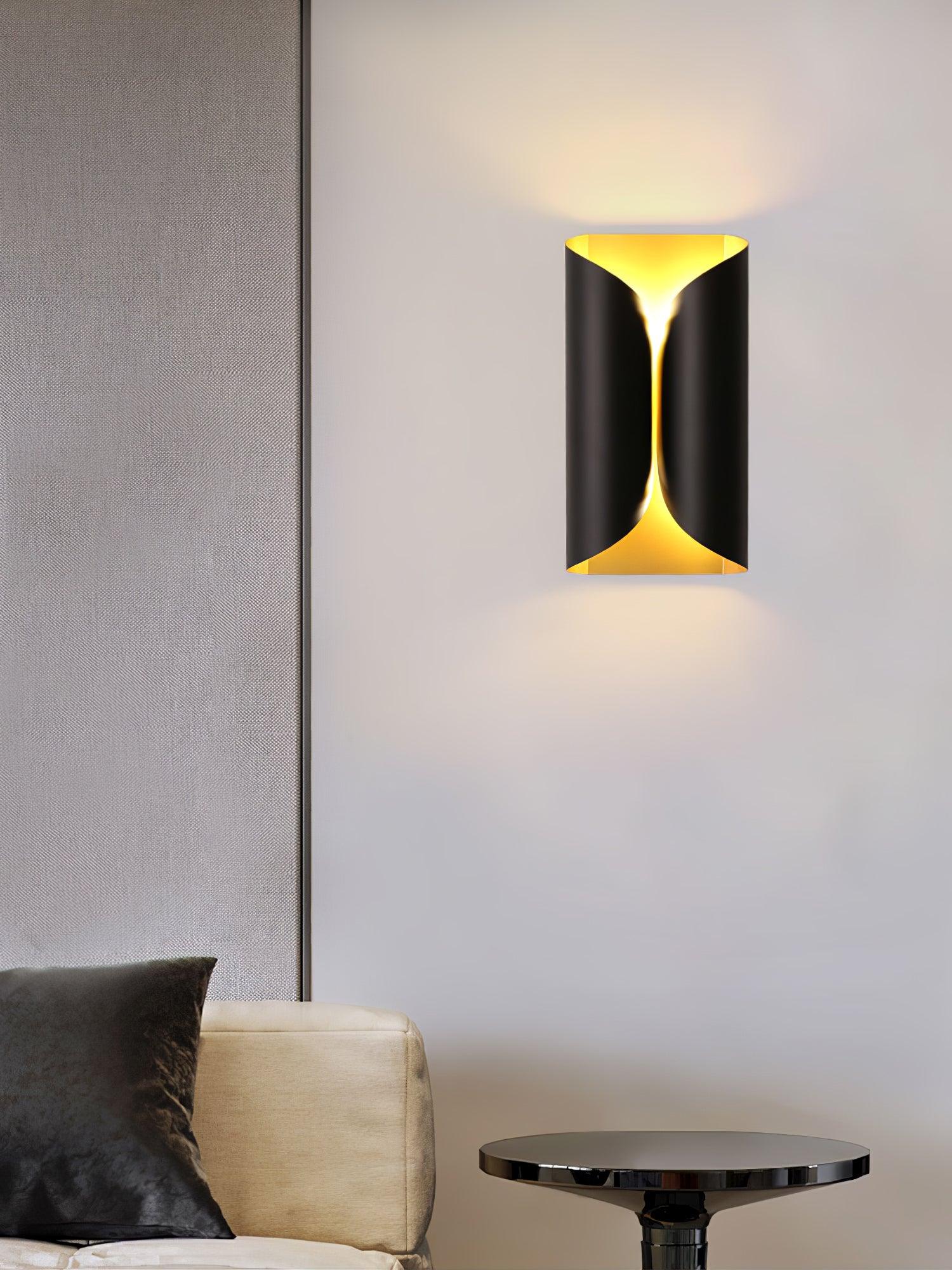 Noirra Elegant Aluminum Wall Light-Neutral Decor