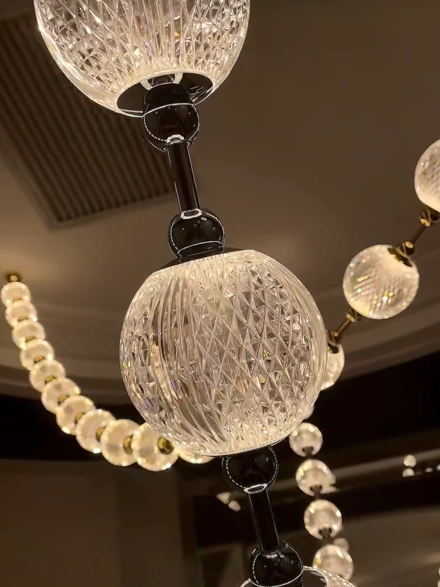 Wistyn Necklace Chandelier-Neutral Decor