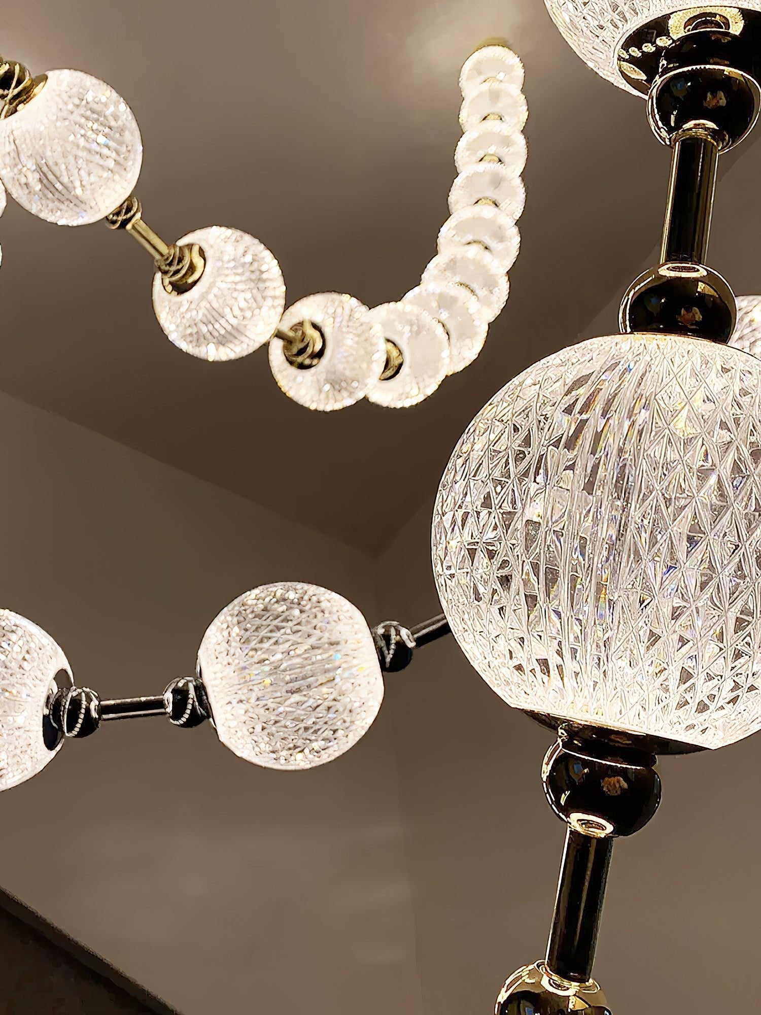 Wistyn Necklace Chandelier-Neutral Decor