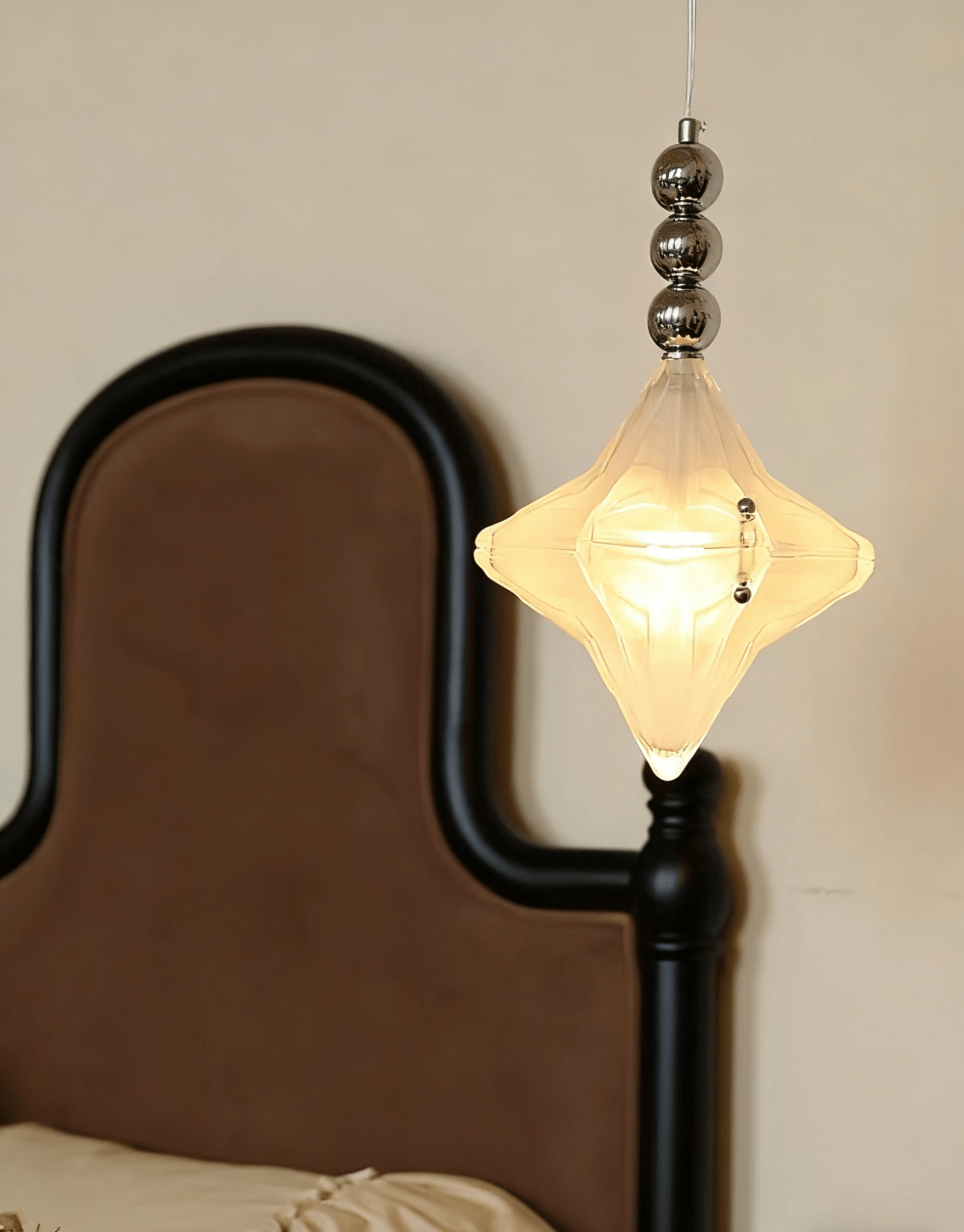 Irel Star Pendant Lamp-Neutral Decor