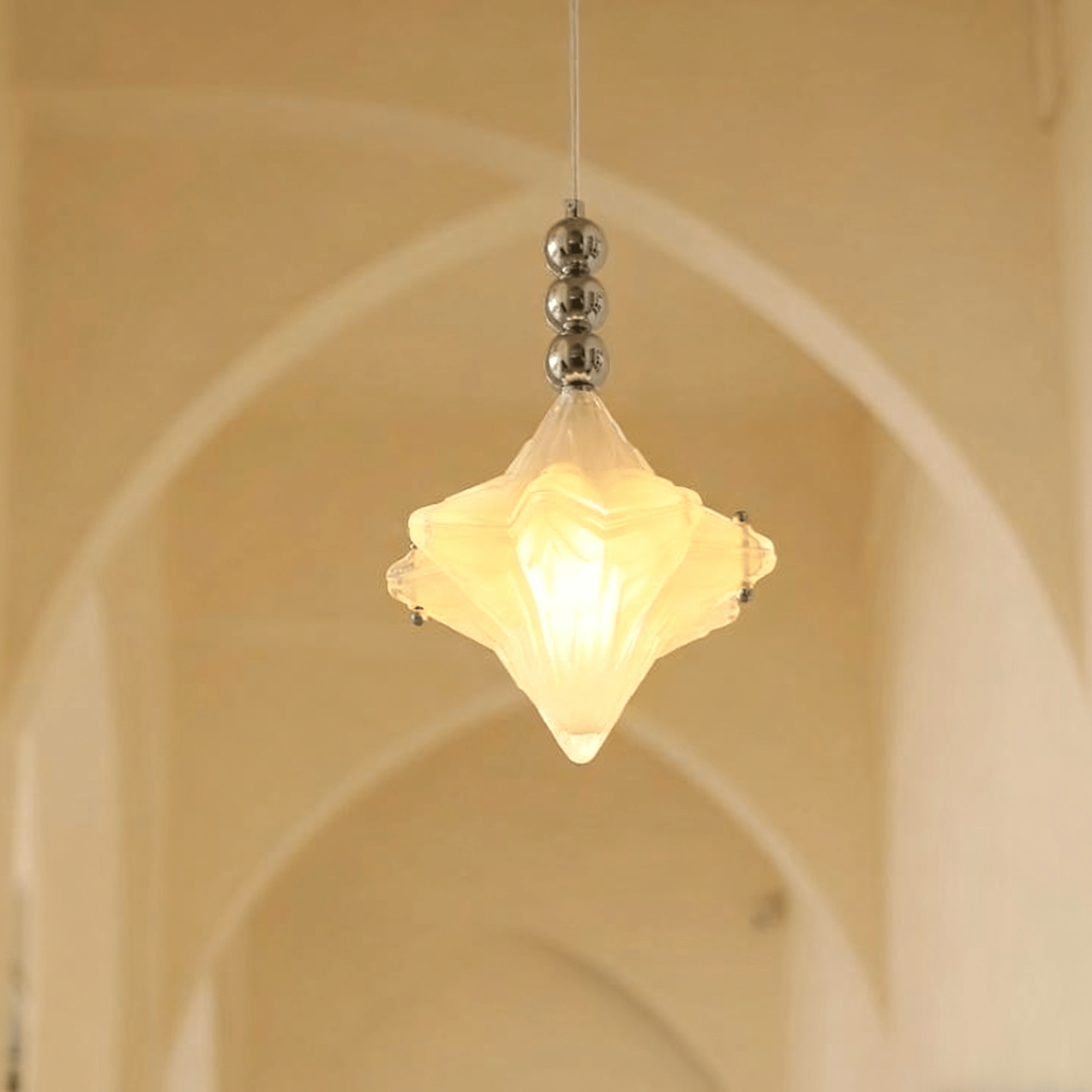 Irel Star Pendant Lamp-Neutral Decor