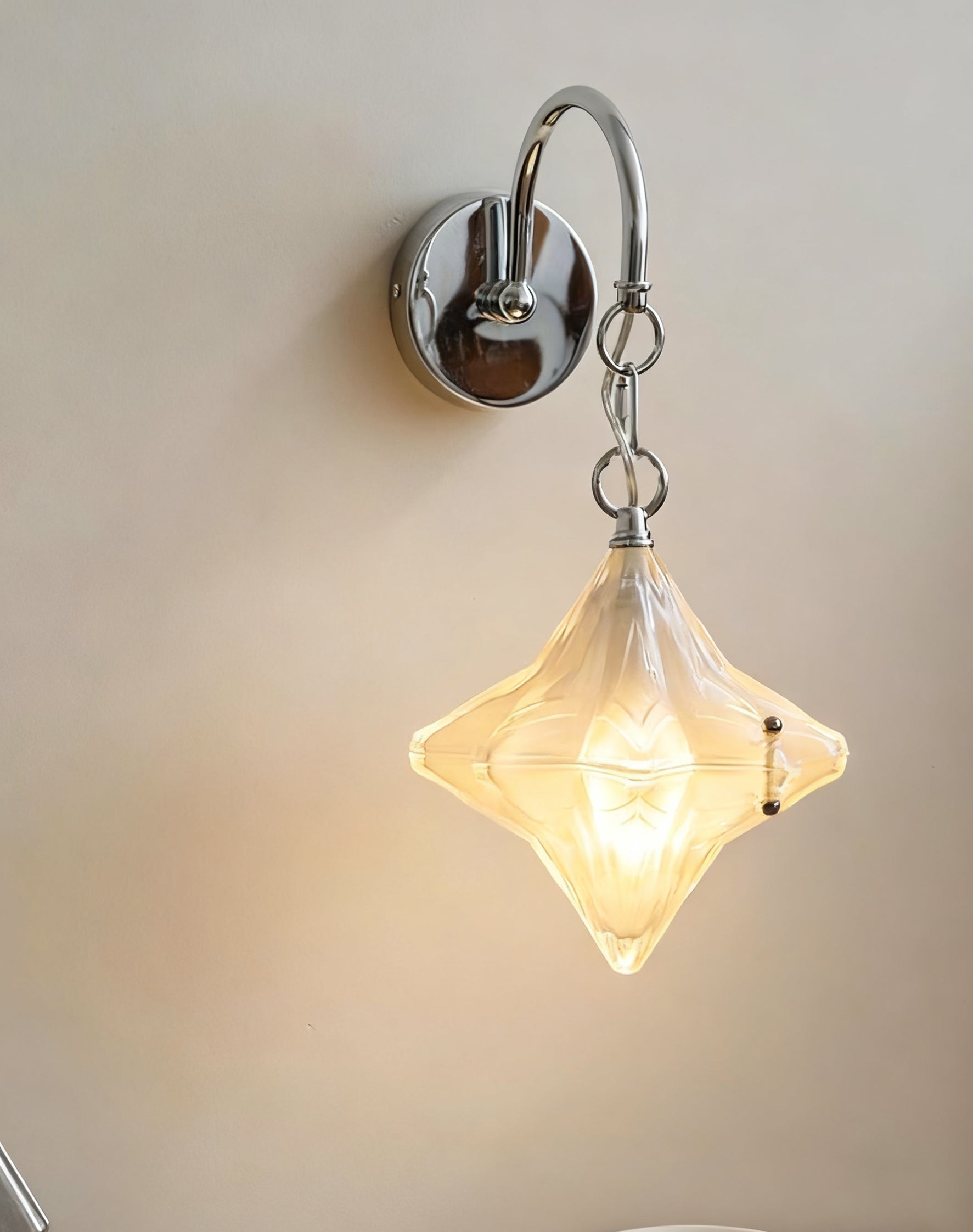 Dwen Star Wall Lamp-Neutral Decor