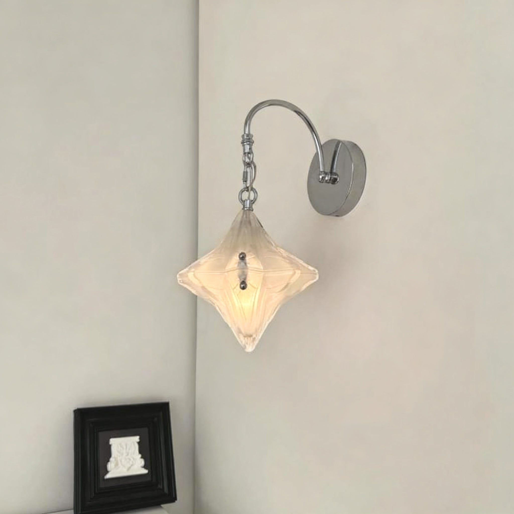 Dwen Star Wall Lamp-Neutral Decor
