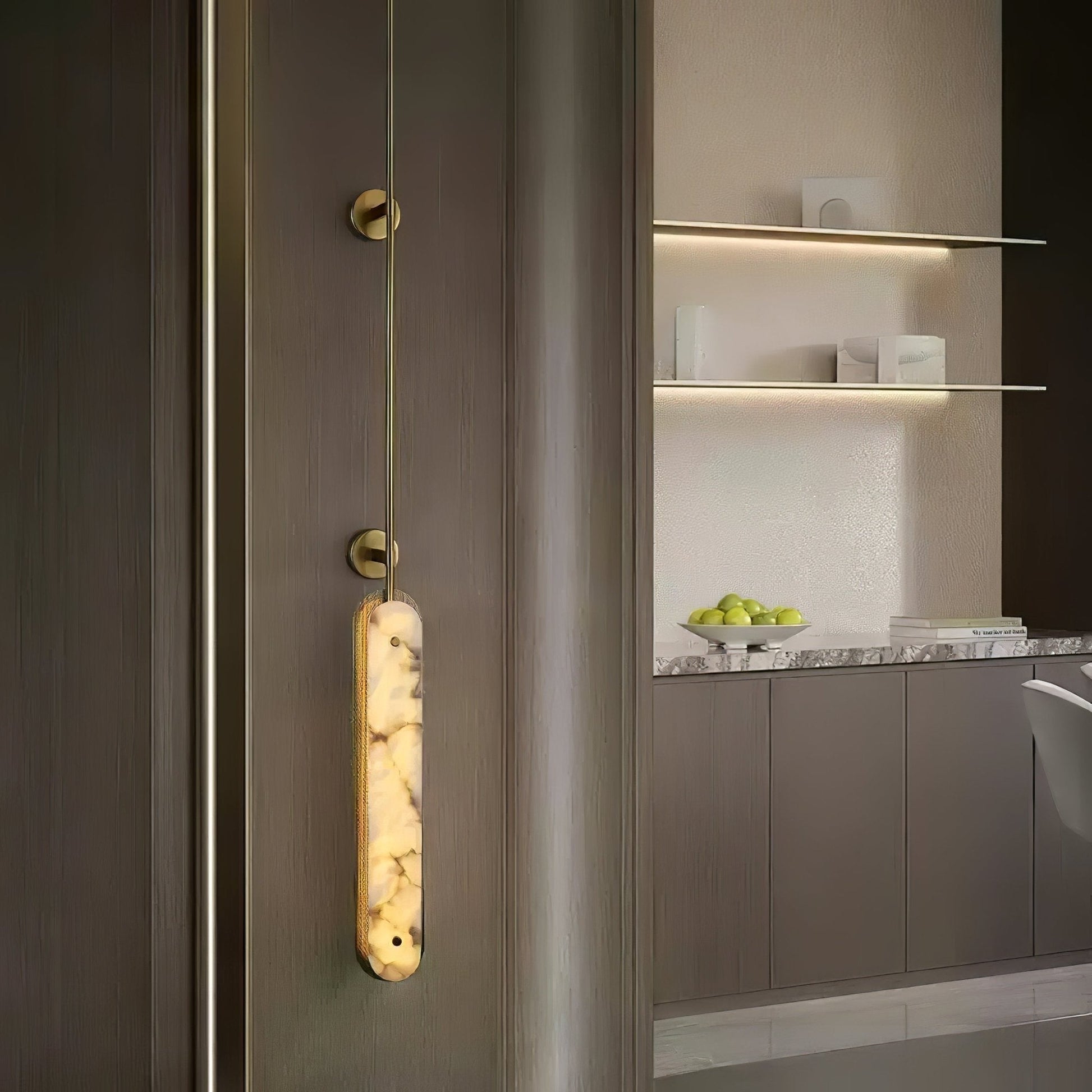 Ilaeir Vertical Alabaster Pendant Light-Neutral Decor