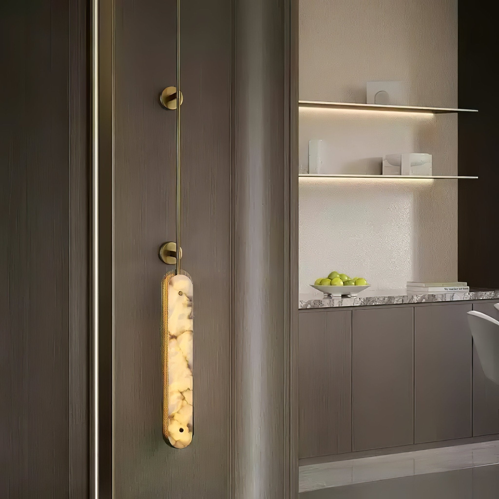 Ilaeir Vertical Alabaster Pendant Light-Neutral Decor