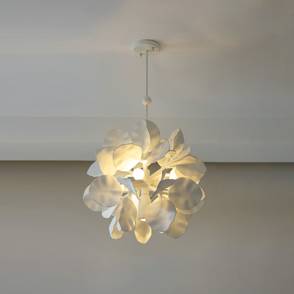Elara Pendant Light