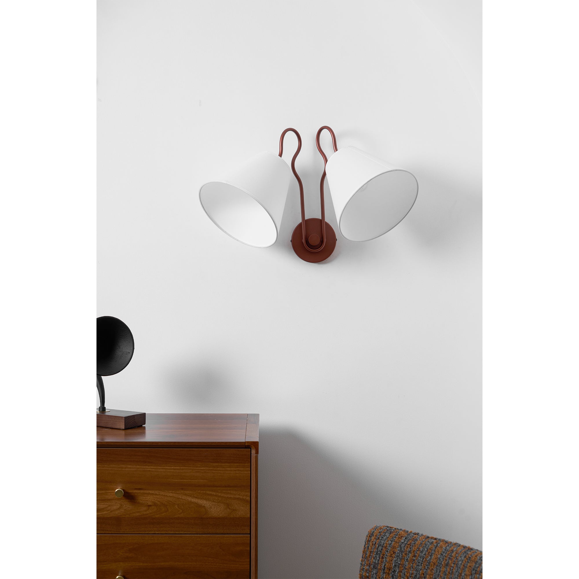 Amara Wall Lamp