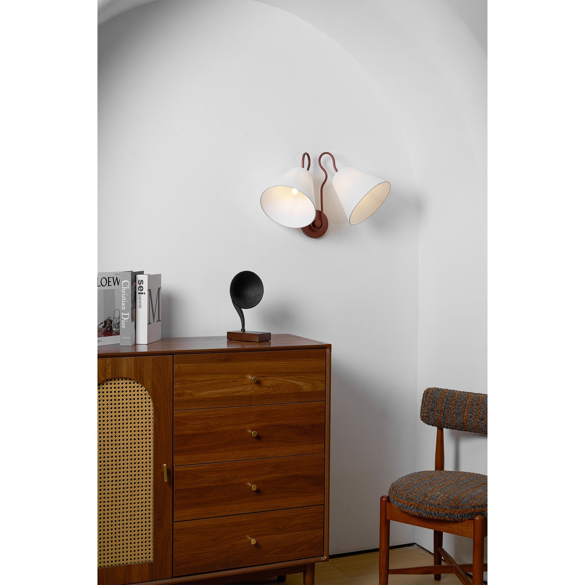 Amara Wall Lamp