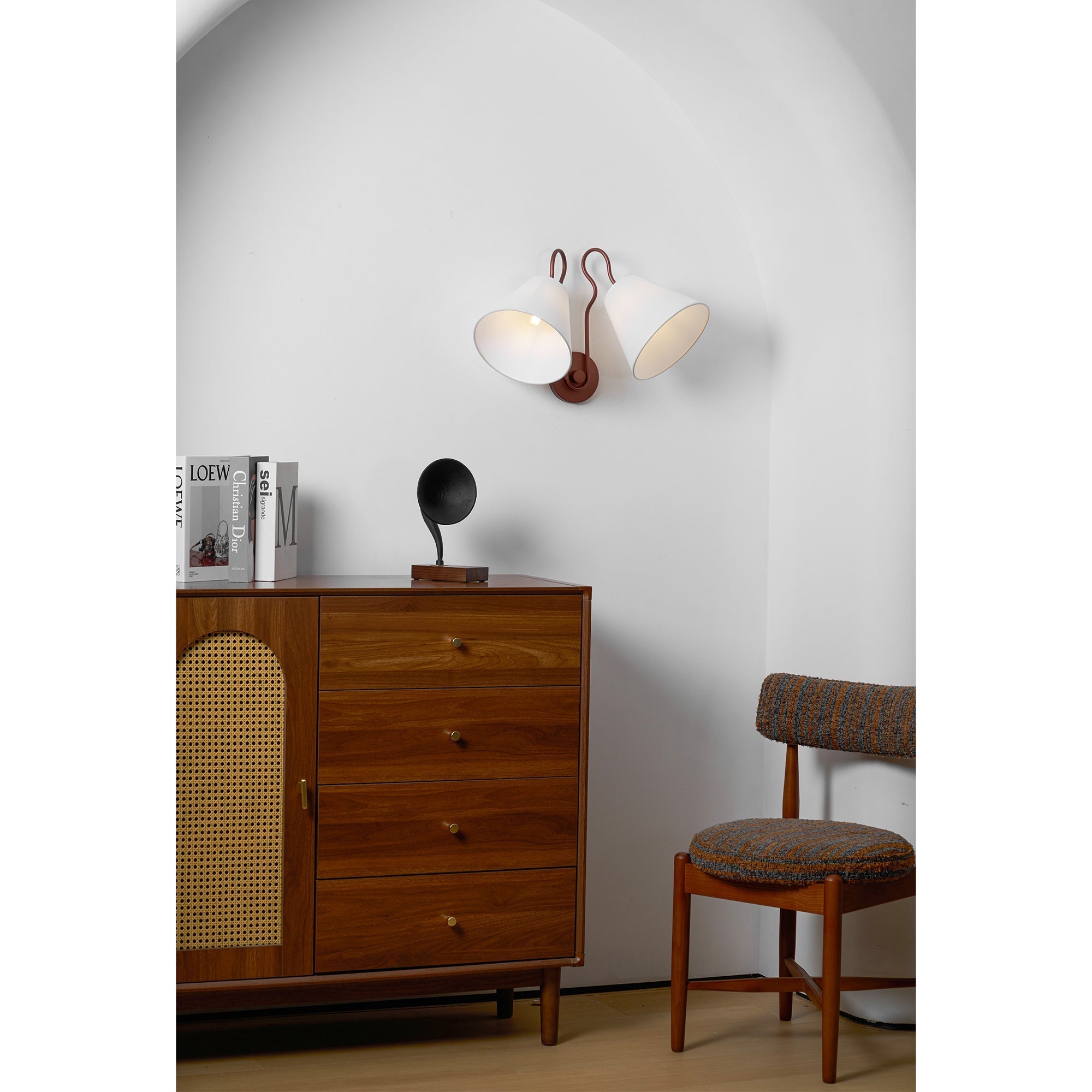 Amara Wall Lamp