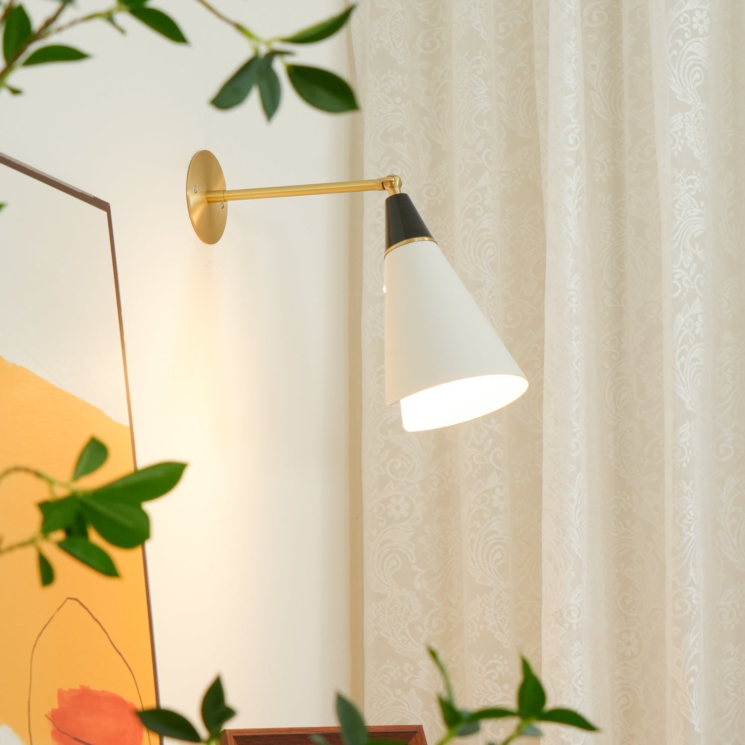 Kixor Modern Minimalist Brass Wall Lamp-Neutral Decor