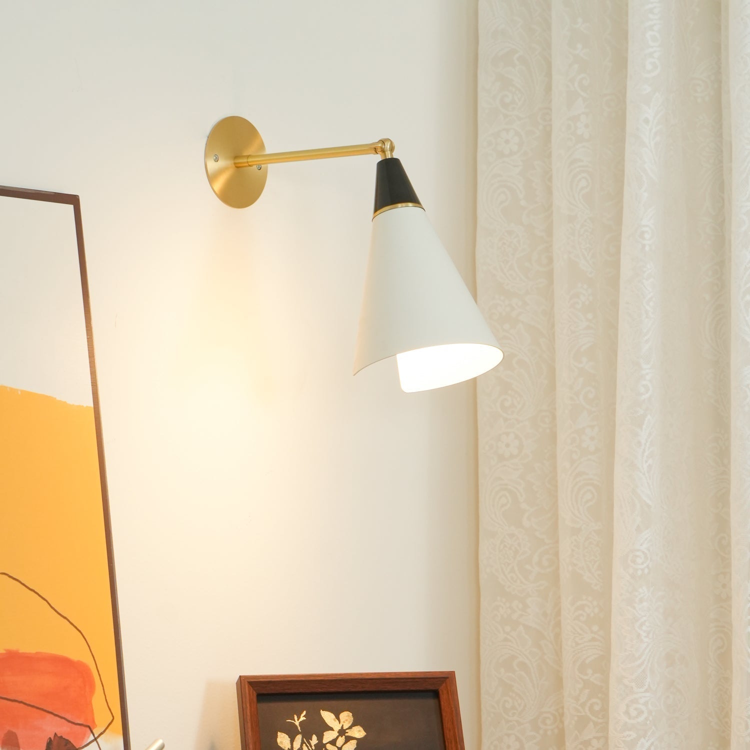 Kixor Modern Minimalist Brass Wall Lamp-Neutral Decor
