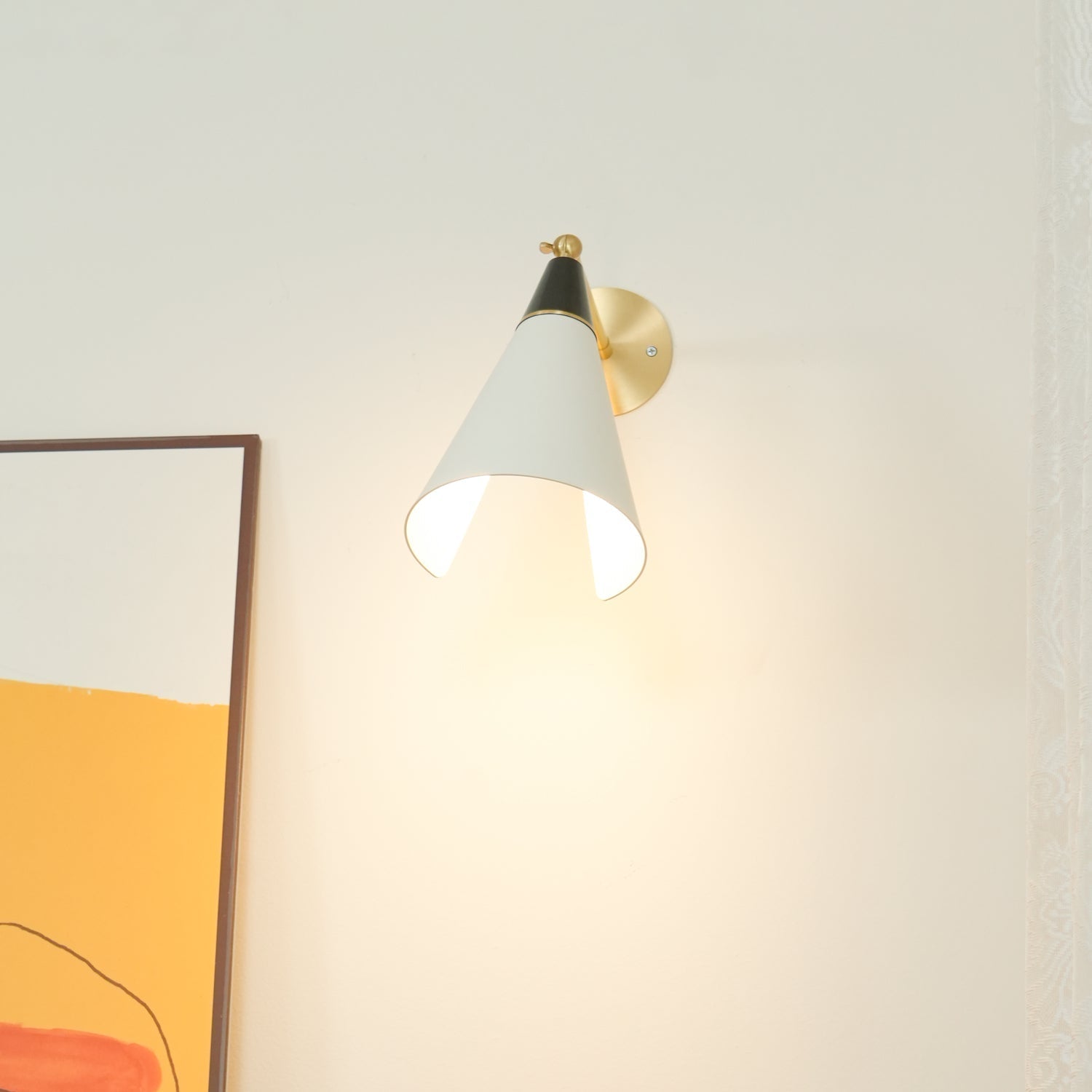 Kixor Modern Minimalist Brass Wall Lamp-Neutral Decor