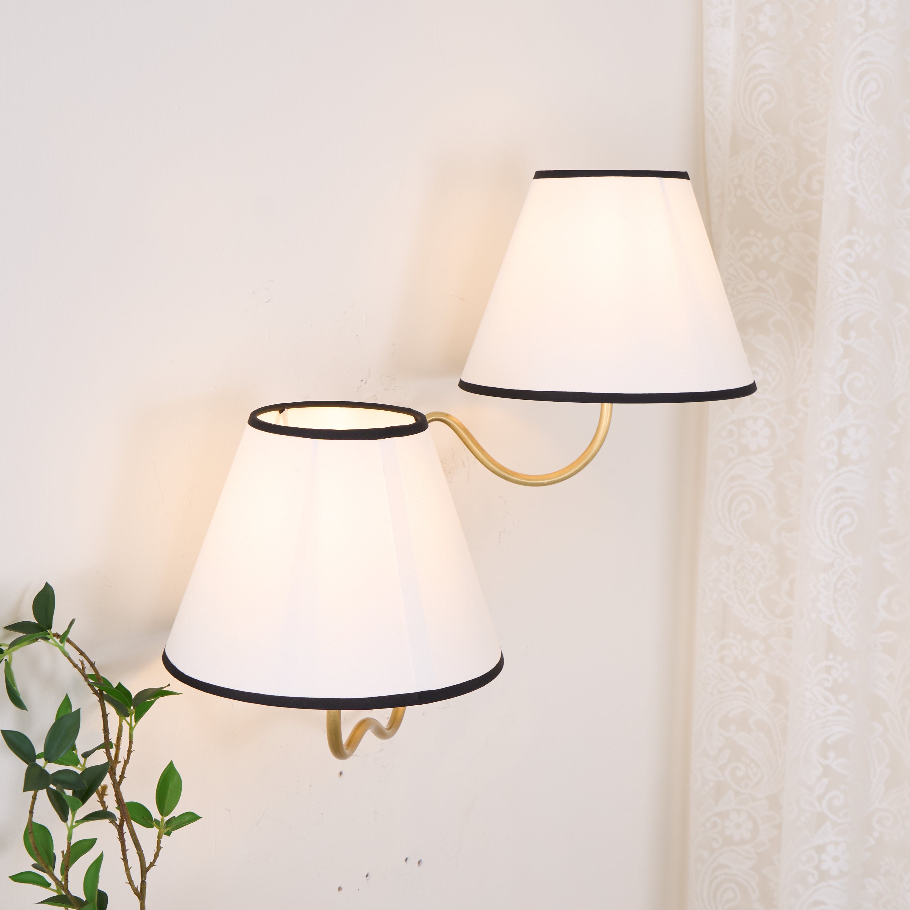 Aveline Wall Lamp