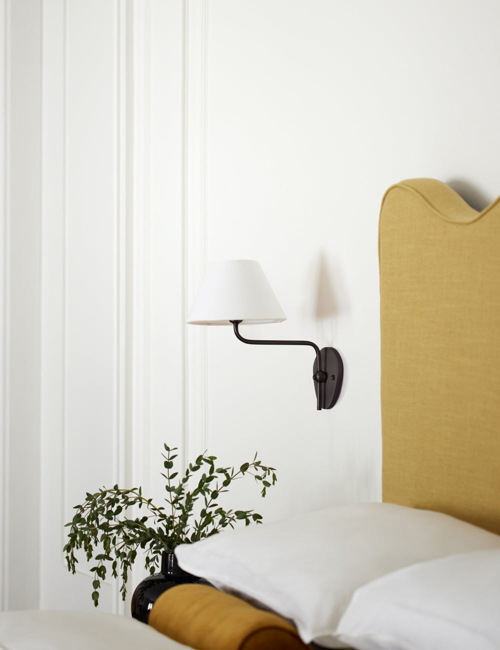 Aveline Wall Lamp