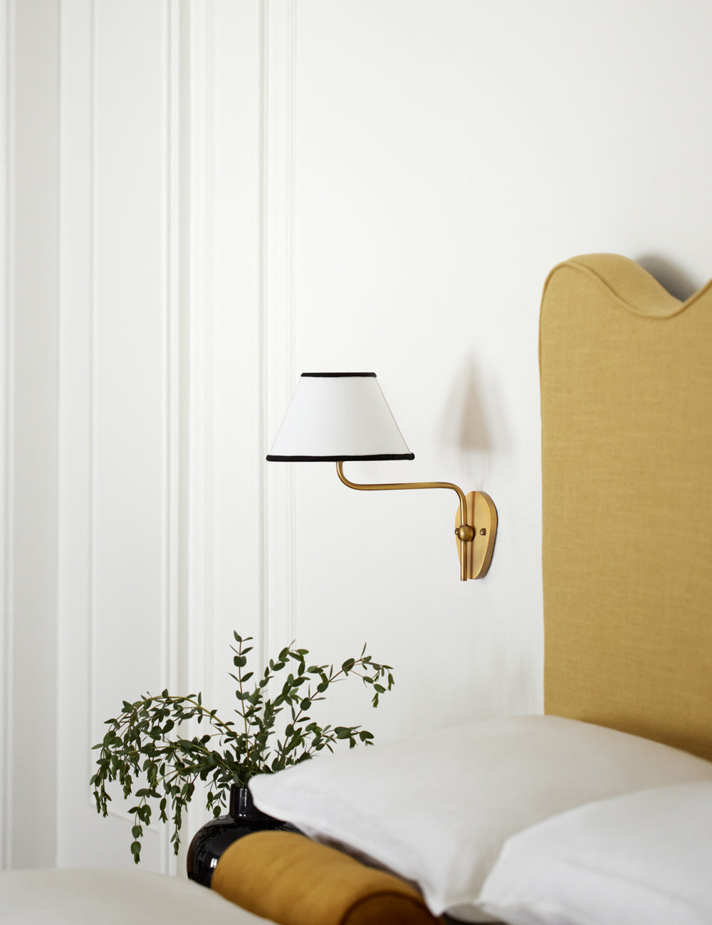 Aveline Wall Lamp