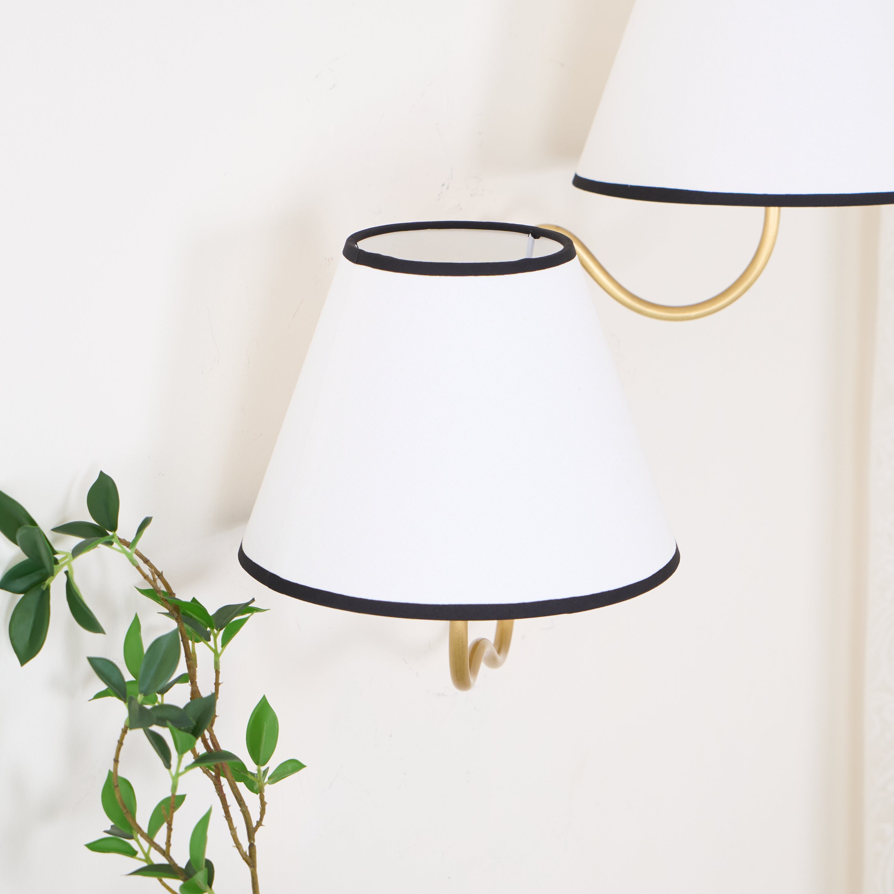 Aveline Wall Lamp
