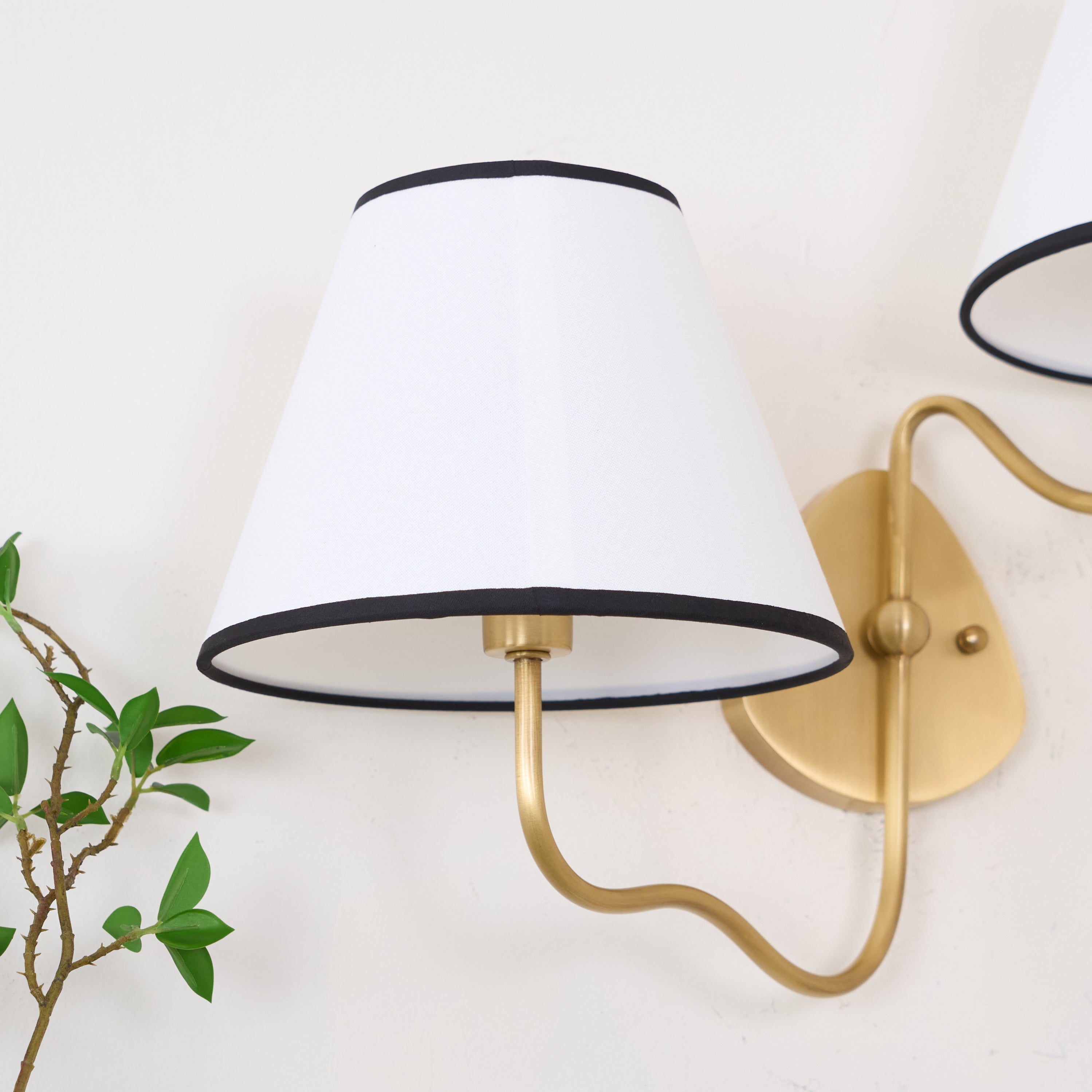 Aveline Wall Lamp