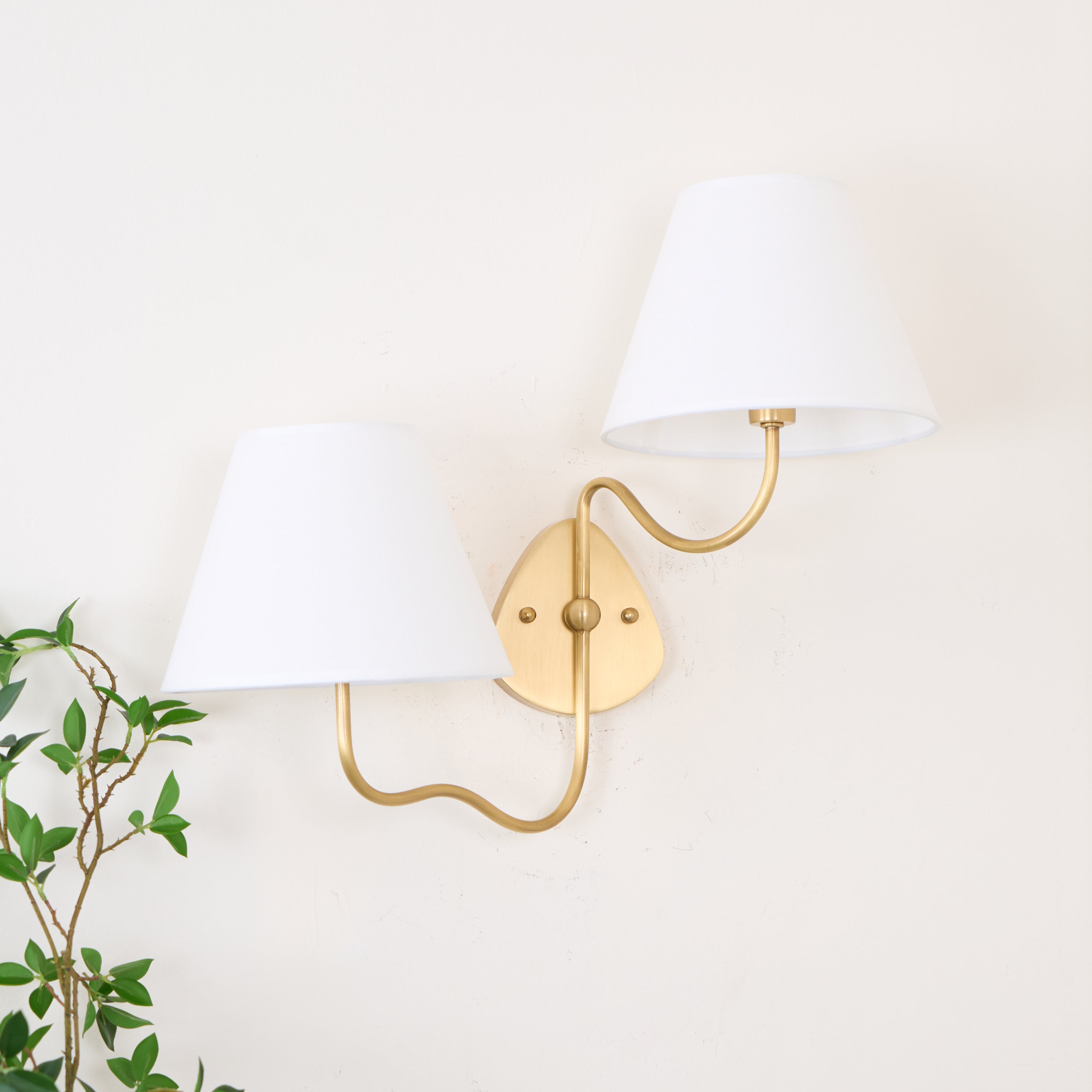 Aveline Wall Lamp