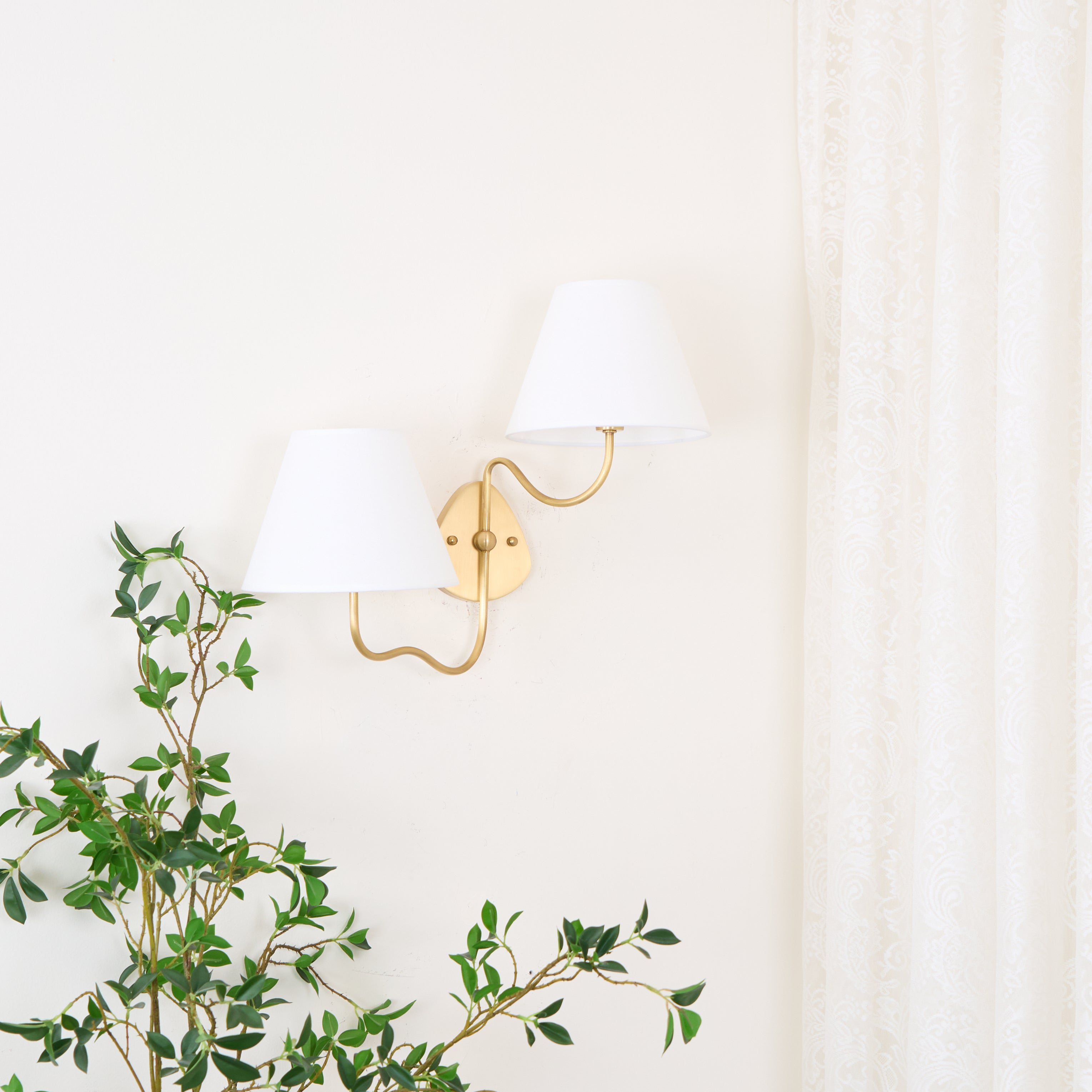 Aveline Wall Lamp
