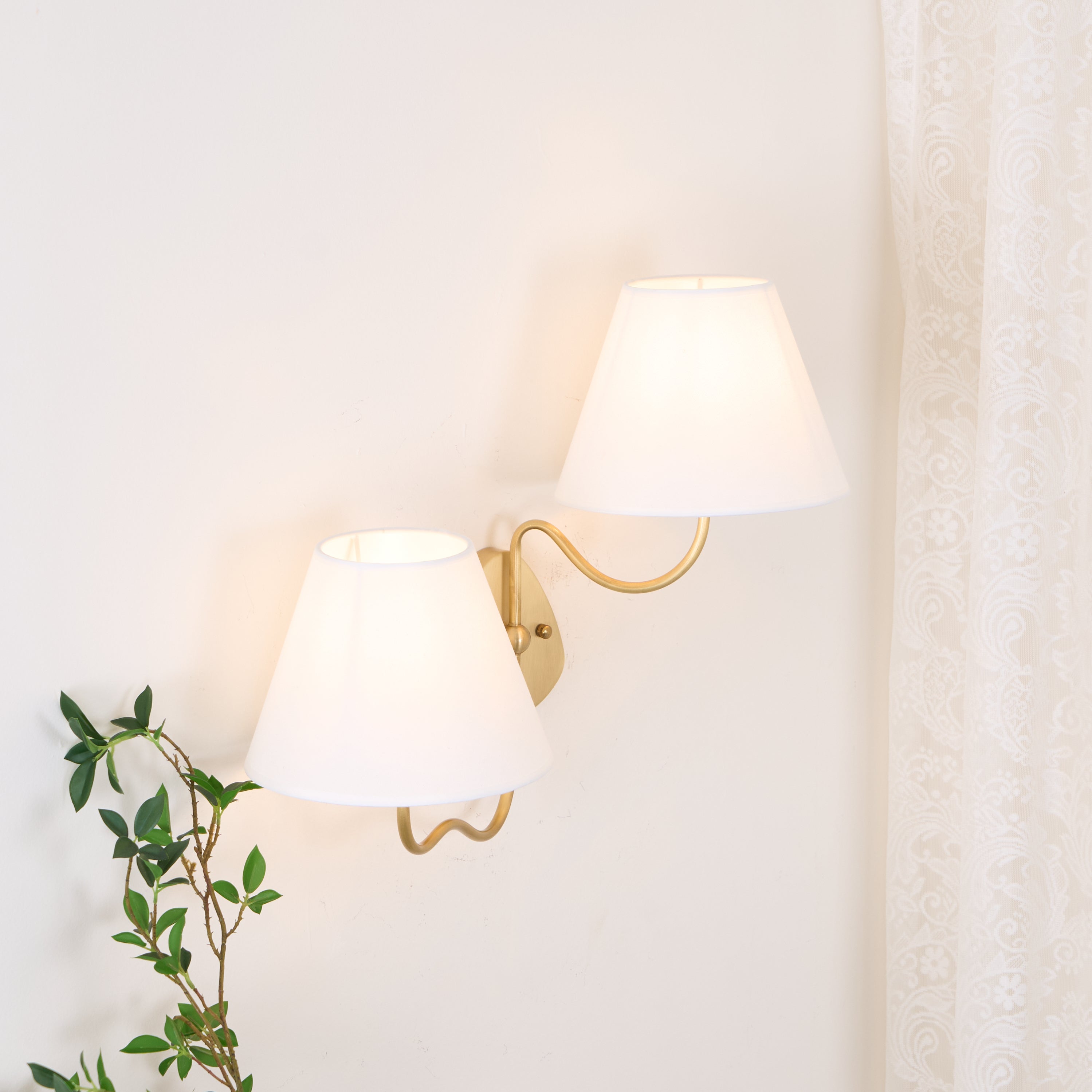 Aveline Wall Lamp