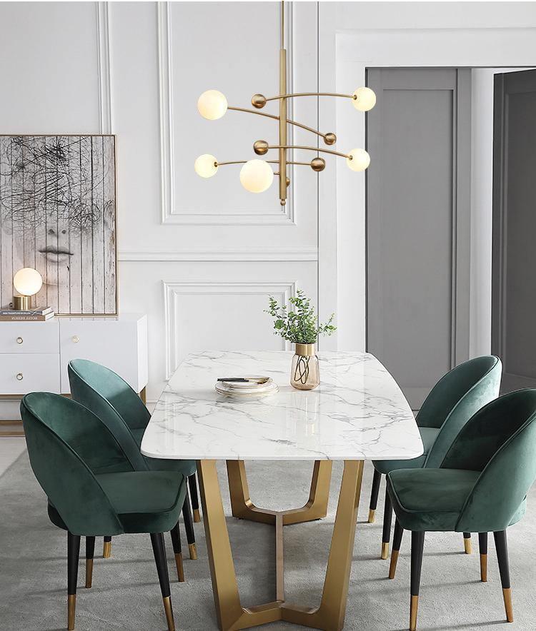 Lustra Chandelier Brass Vertical Beam Globe-Neutral Decor