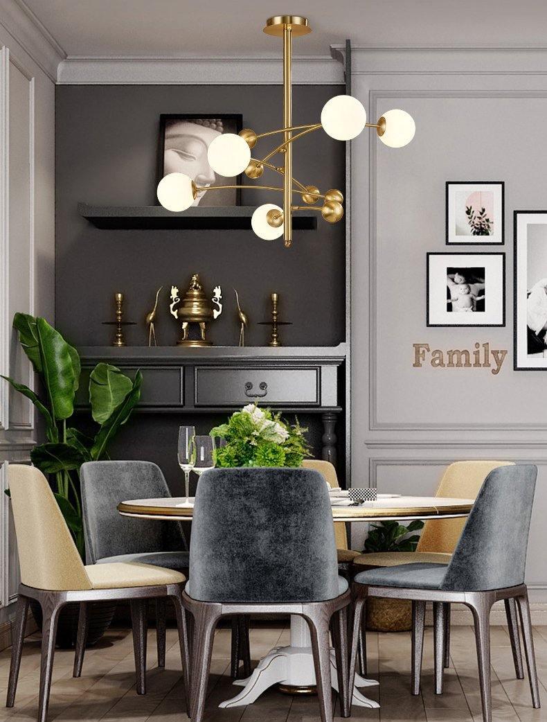Lustra Chandelier Brass Vertical Beam Globe-Neutral Decor
