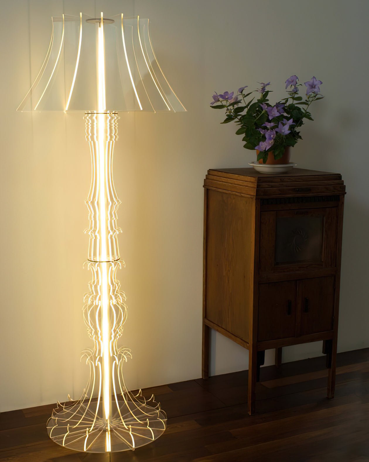 Elmariel Sculptural Acrylic Table Lamp-Neutral Decor