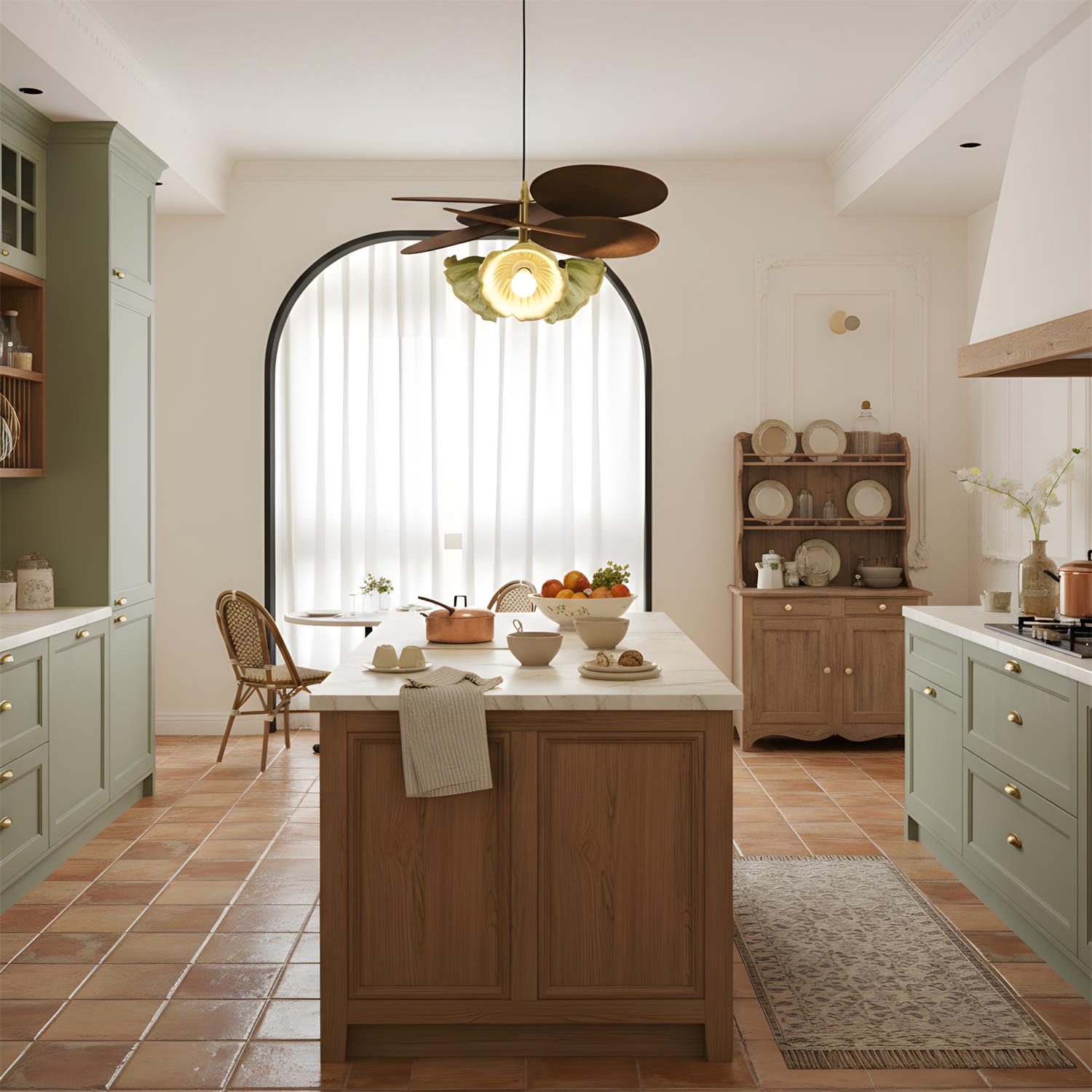 Sylvianne Crown Pendant Lamp