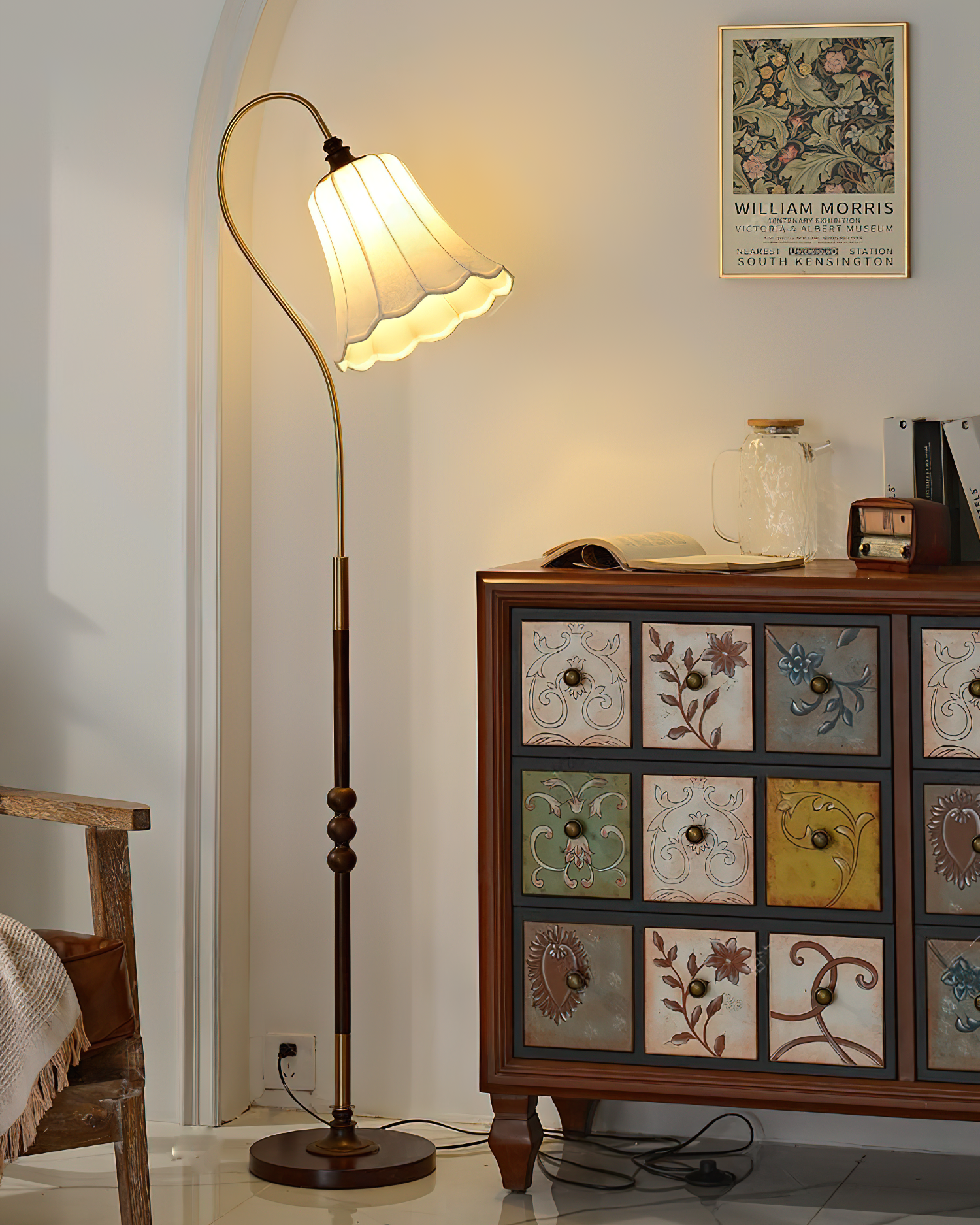 Tuliple Floor Lamp