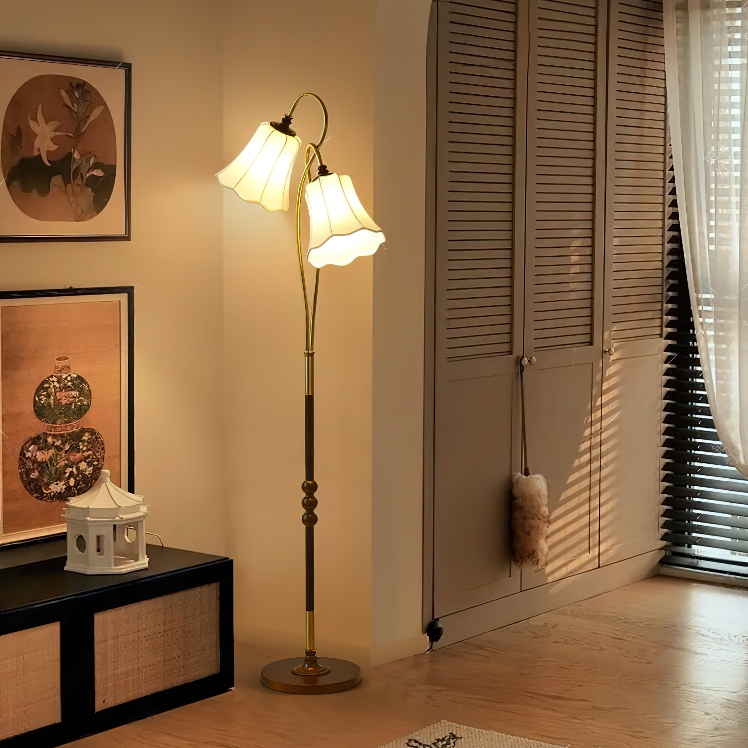 Tuliple Floor Lamp