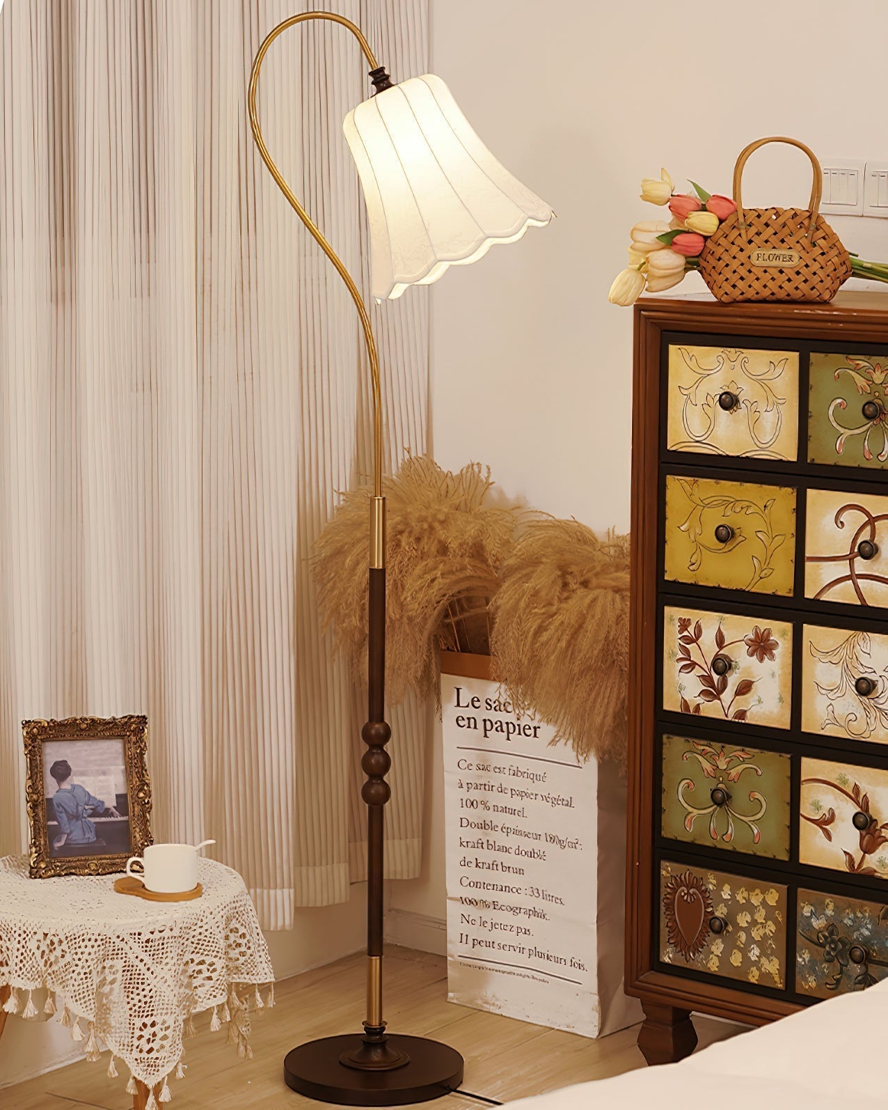 Tuliple Floor Lamp