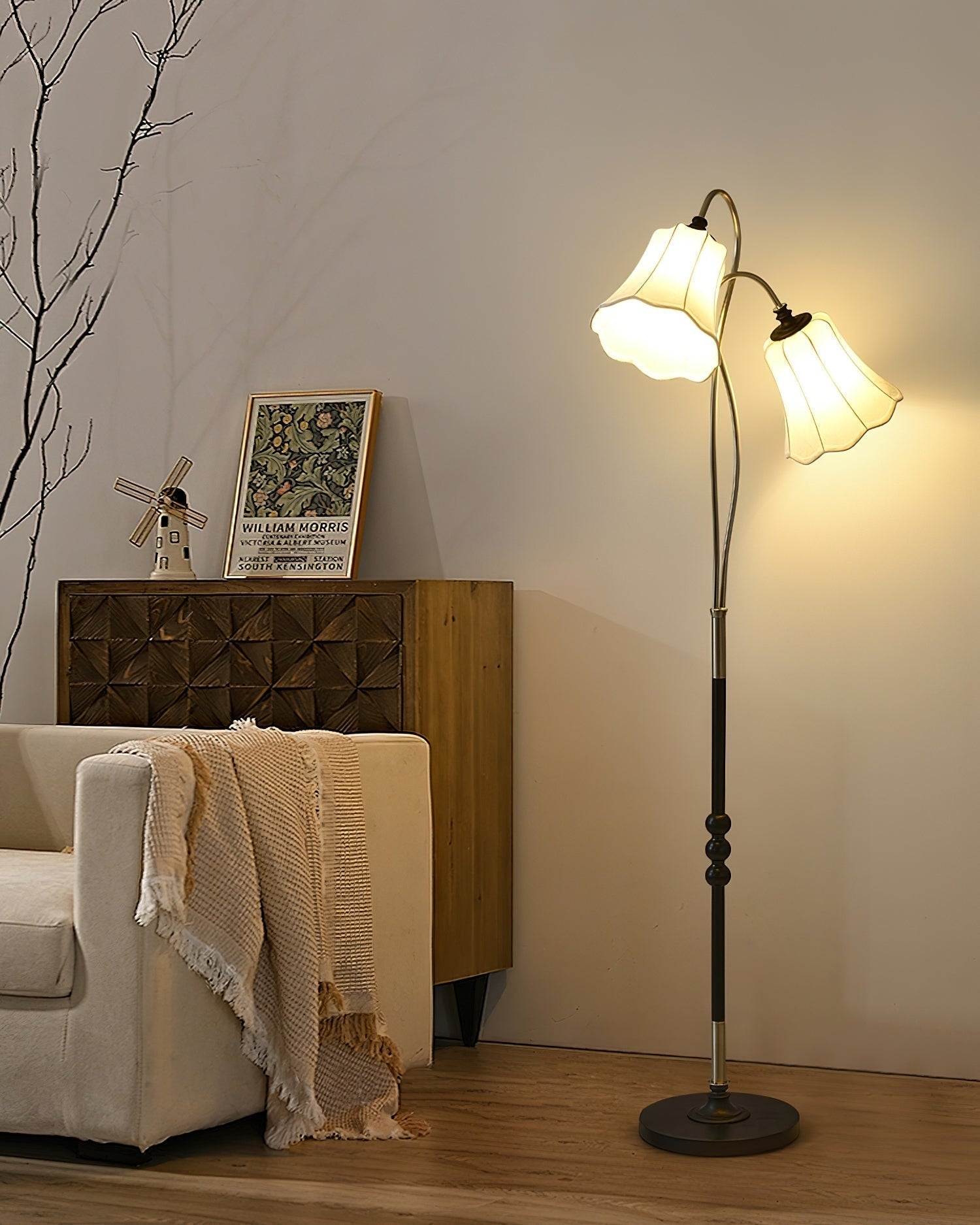 Tuliple Floor Lamp